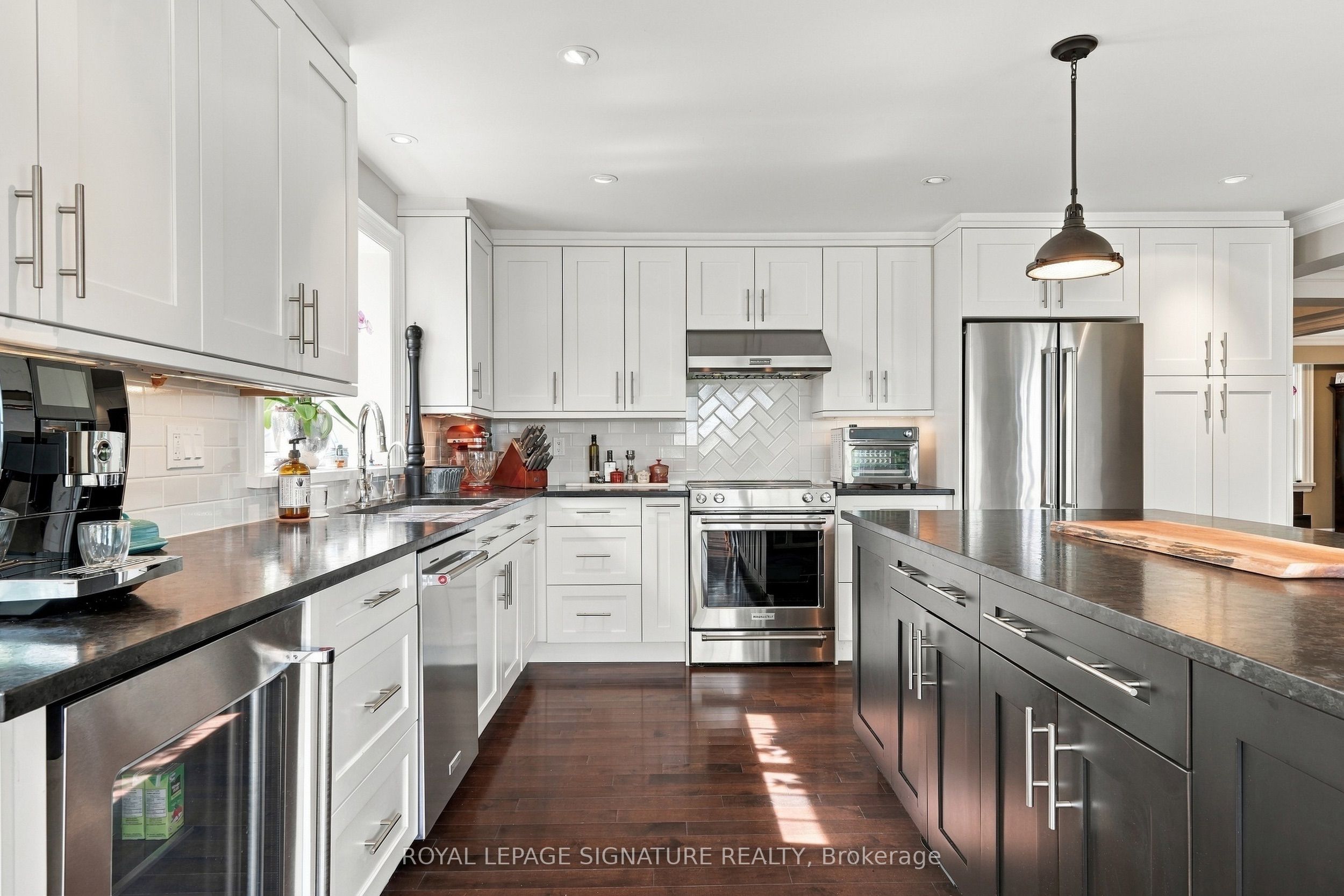 5062 Walkers Line Property Photo 13