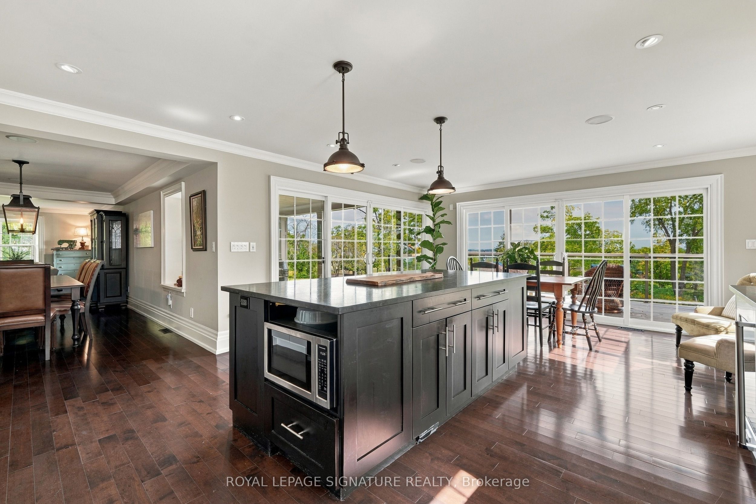 5062 Walkers Line Property Photo 15