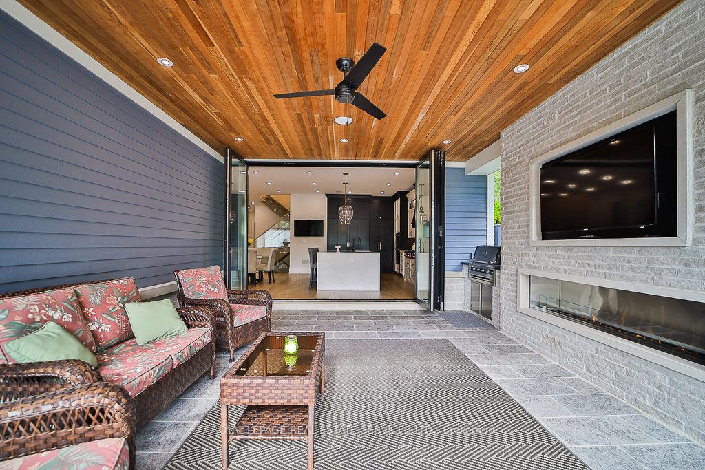 1301 Twin Oaks Dell Property Photo 38