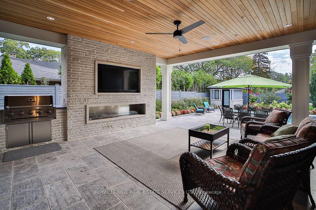 1301 Twin Oaks Dell Property Photo 39