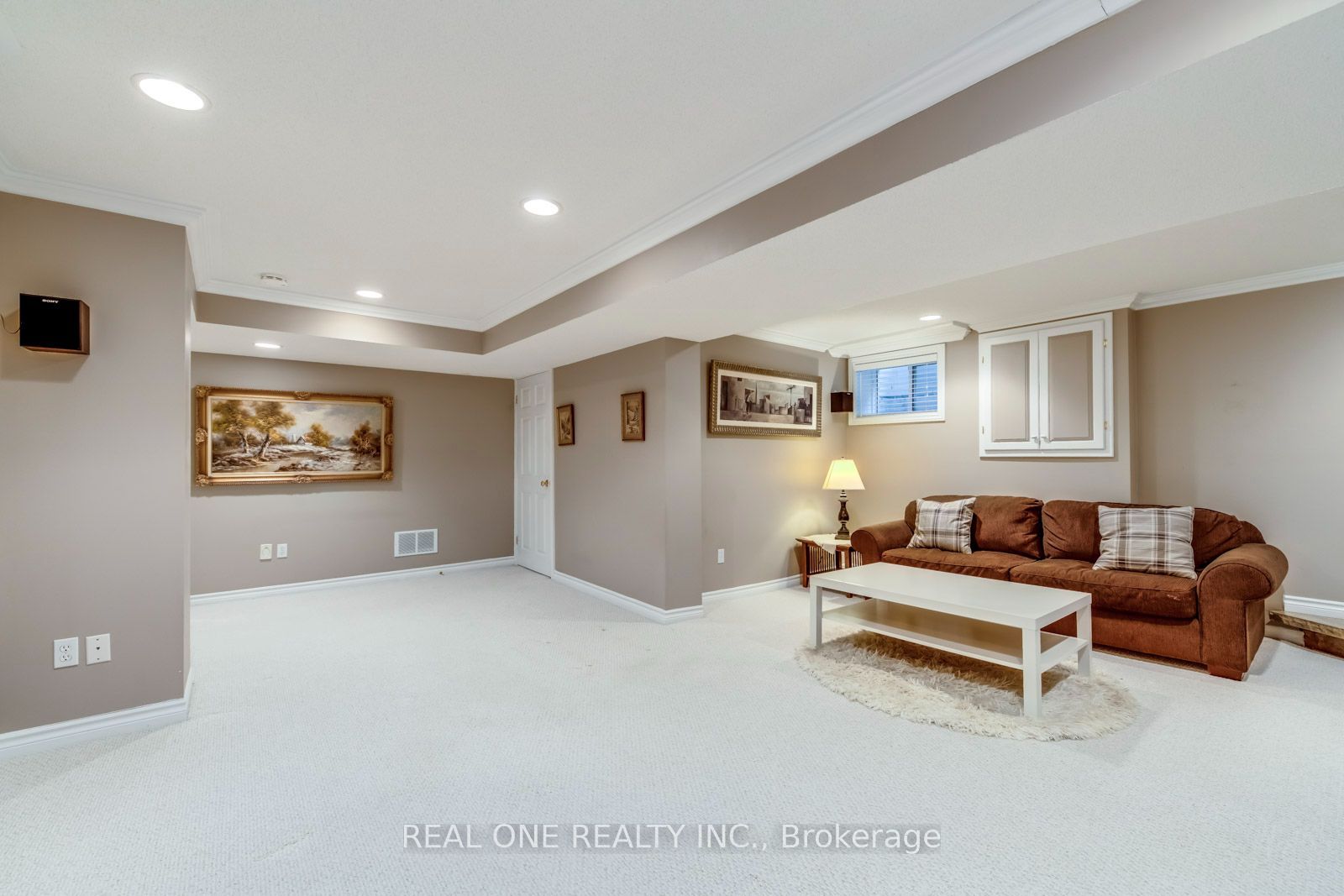 1246 Landfair Crescent Property Photo 41