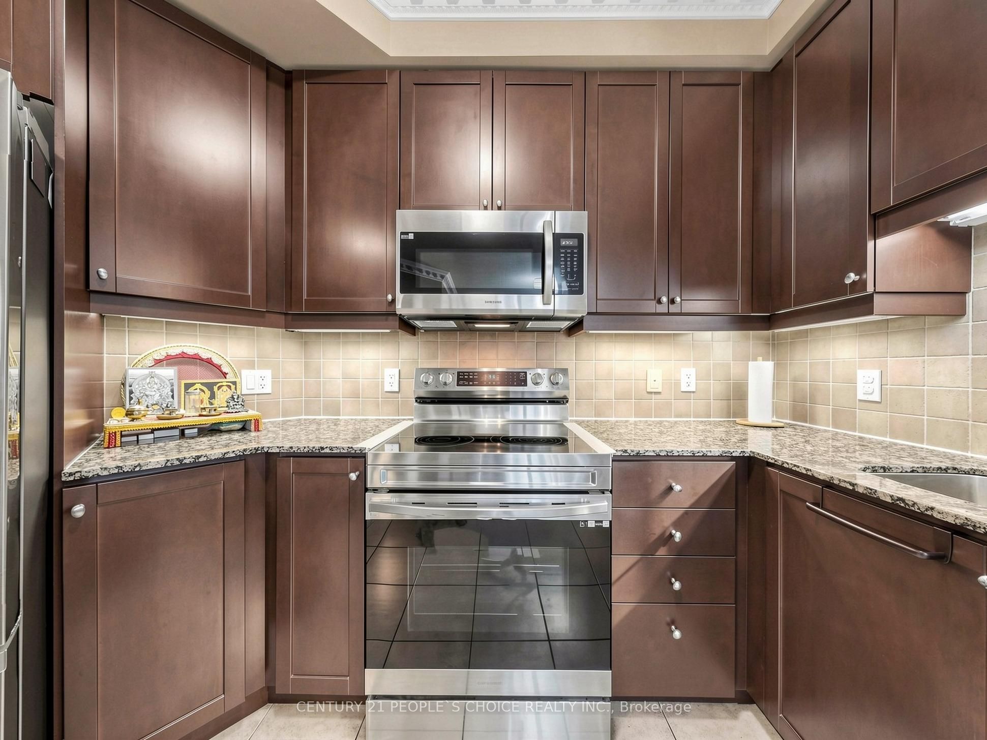 70 Absolute Avenue 1406 Property Photo 17