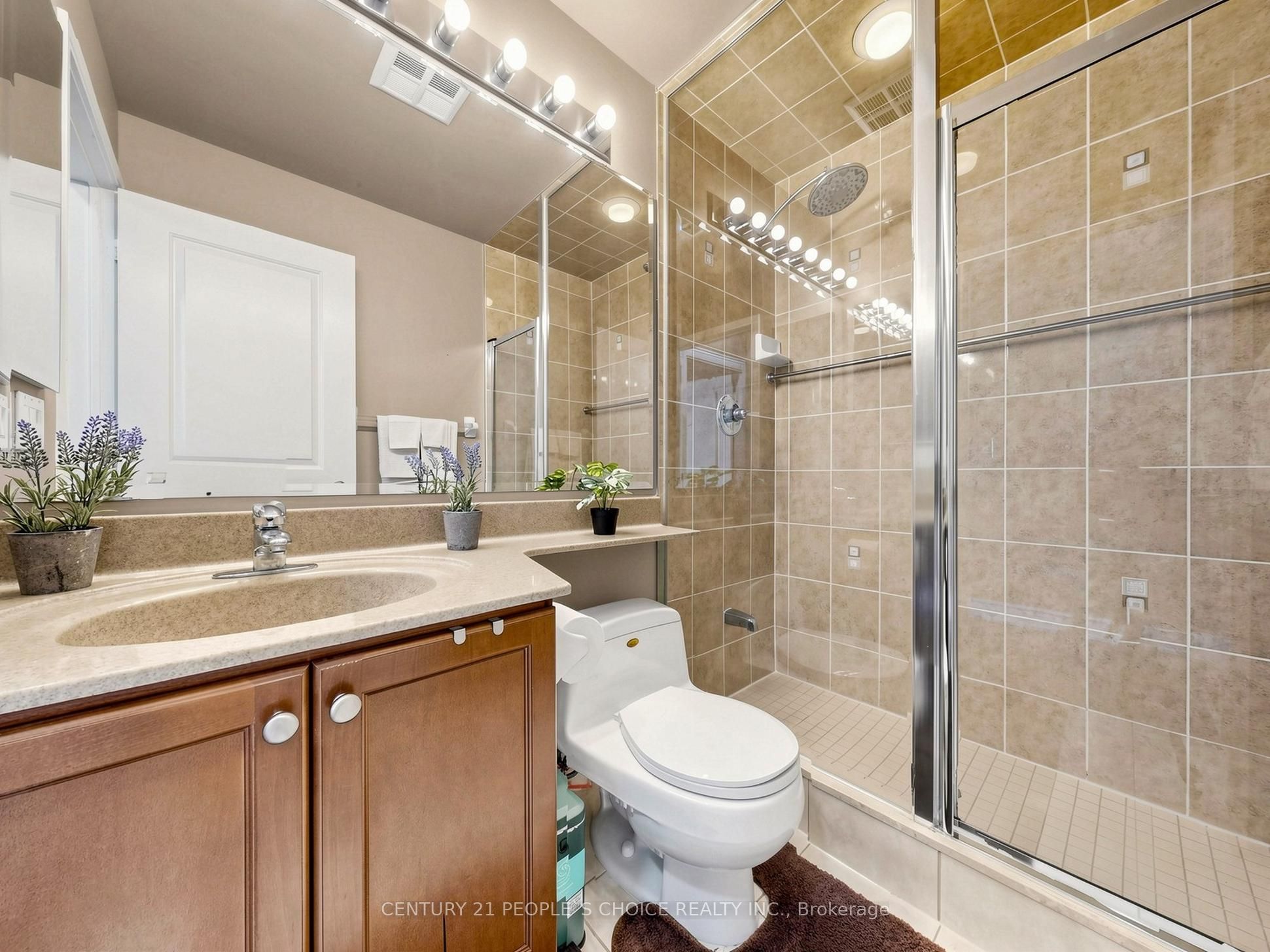 70 Absolute Avenue 1406 Property Photo 25