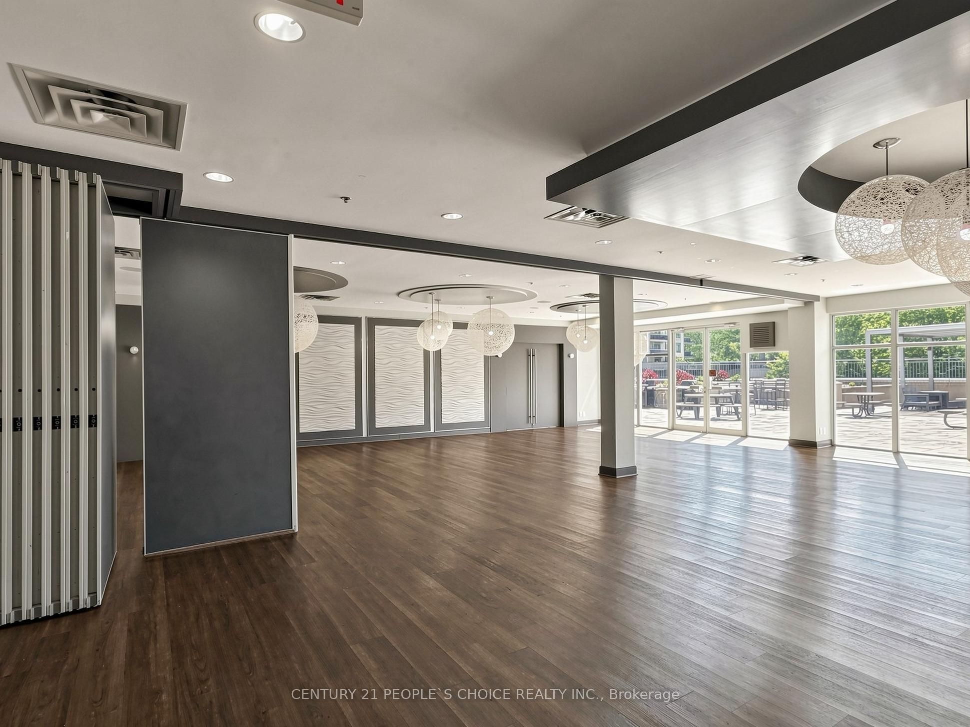 70 Absolute Avenue 1406 Property Photo 36