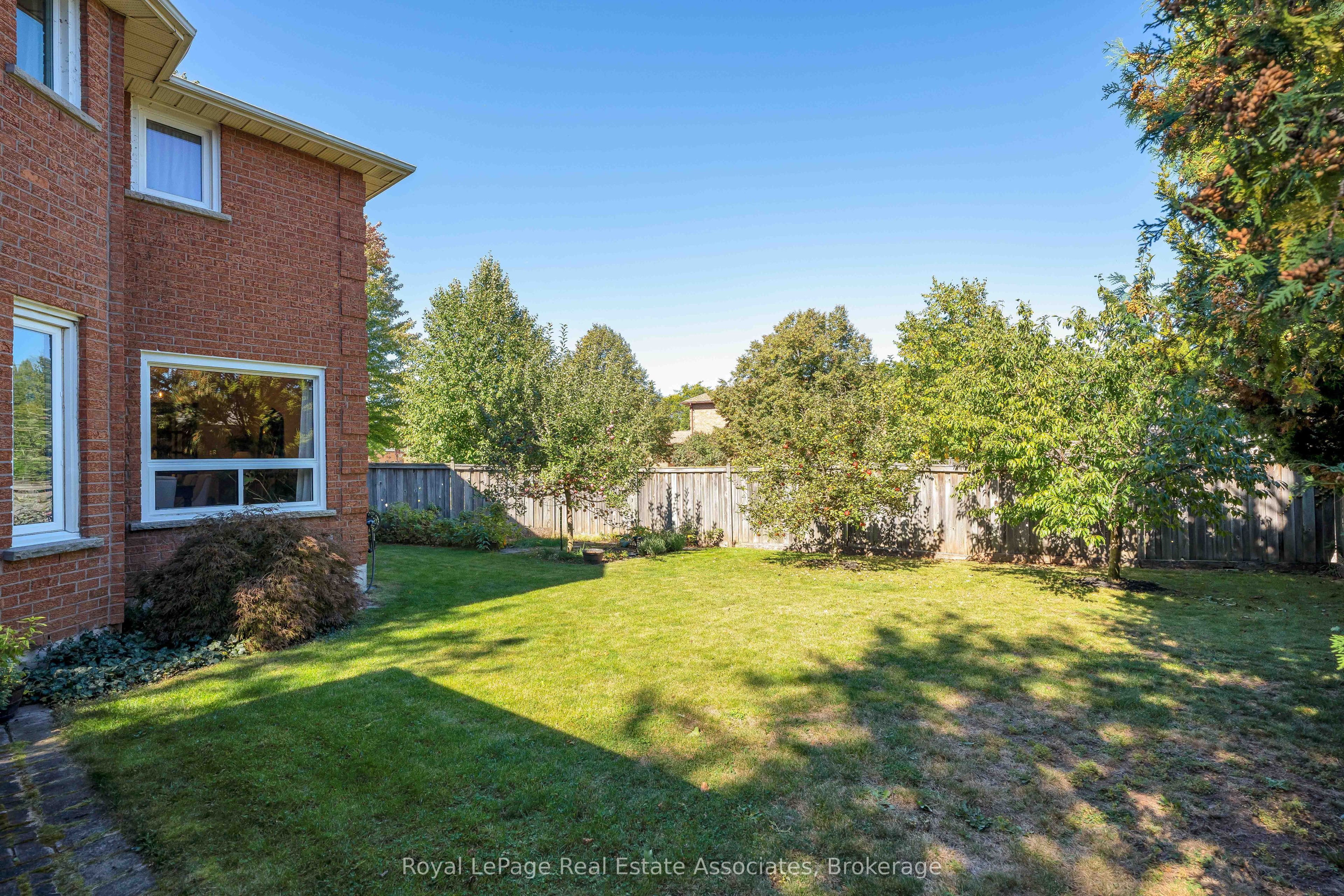 2253 Towne Boulevard Property Photo 44