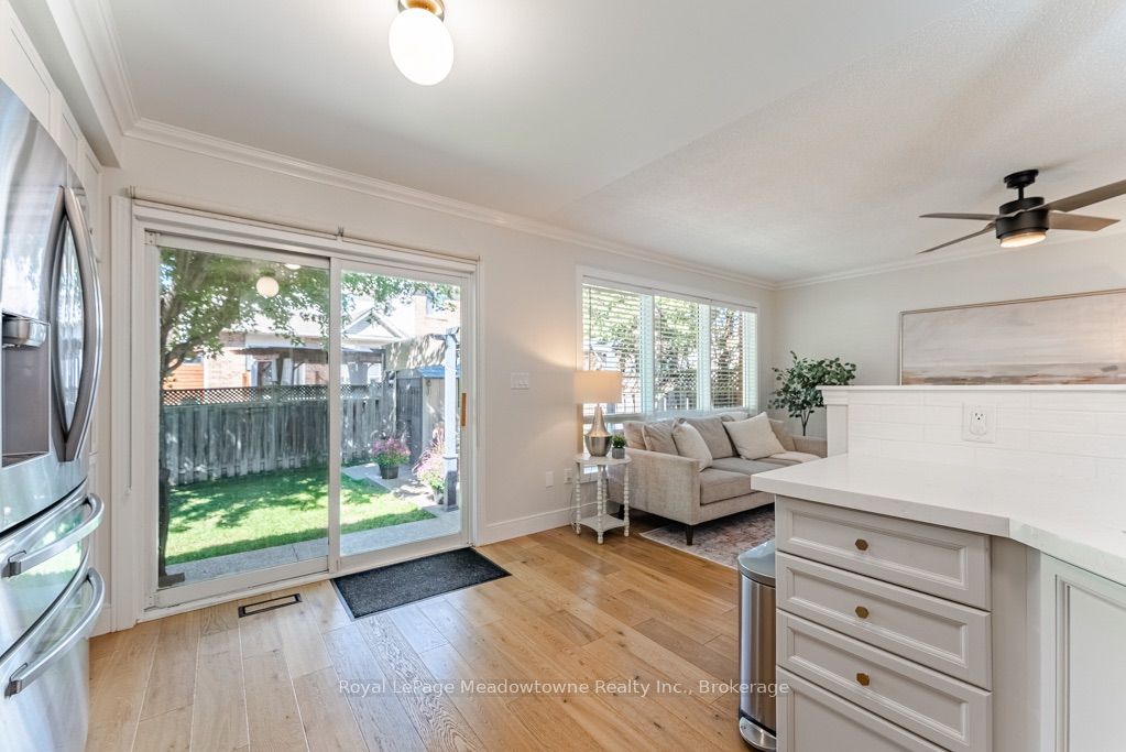 407 Baverstock Crescent Property Photo 18