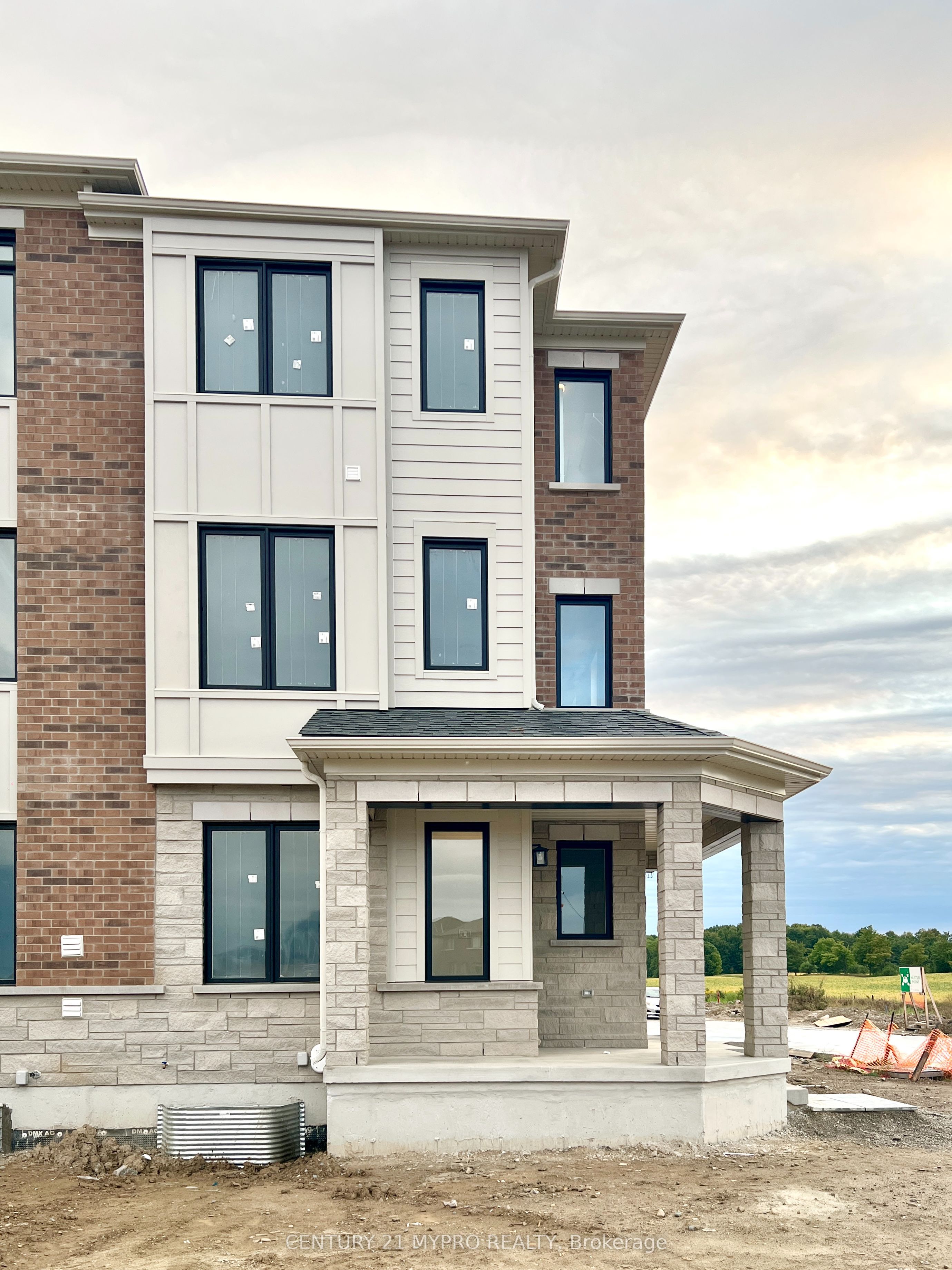 2 Thornbird Crescent Upper Property Photo 26