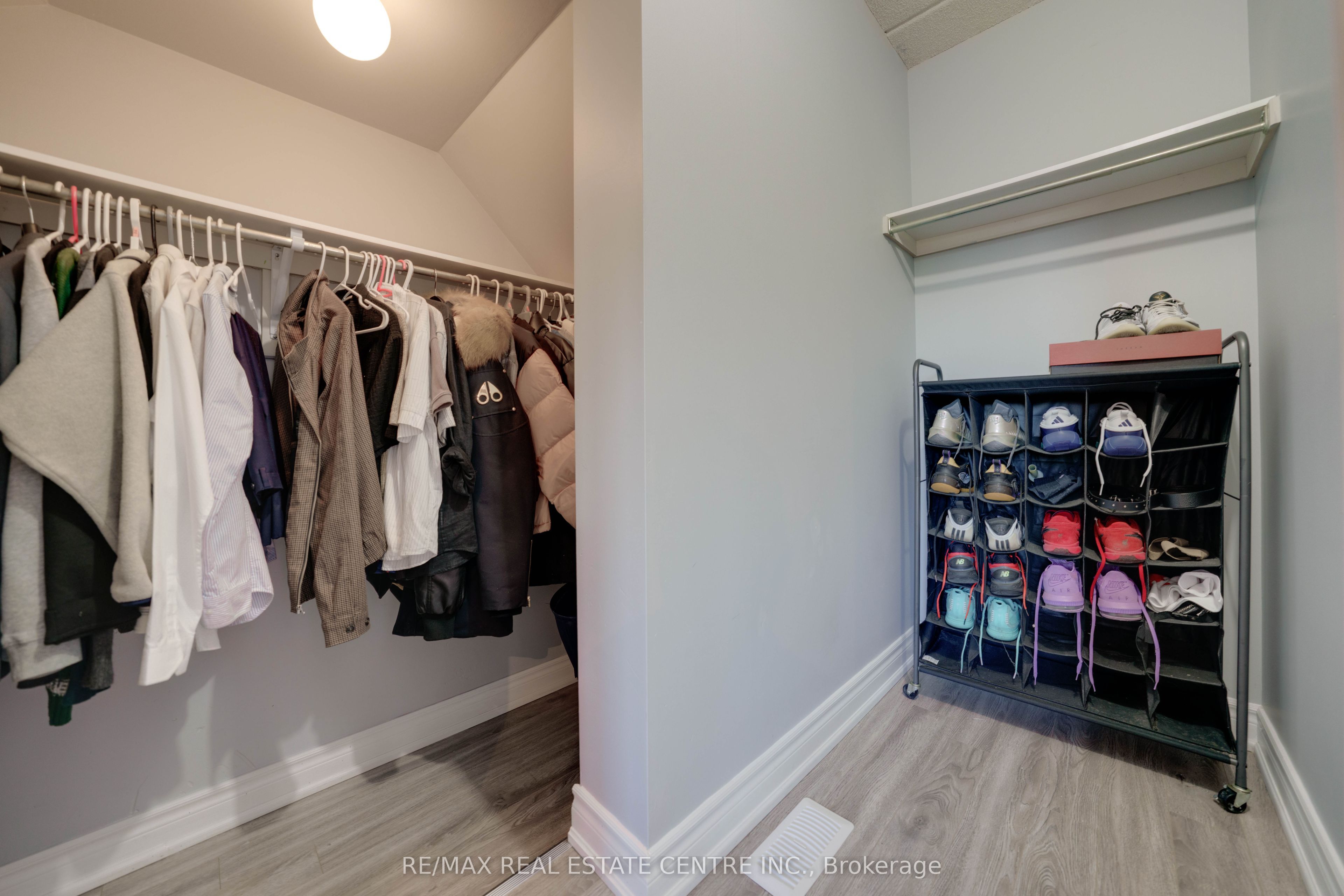 1380 Costigan Road 120 Property Photo 14