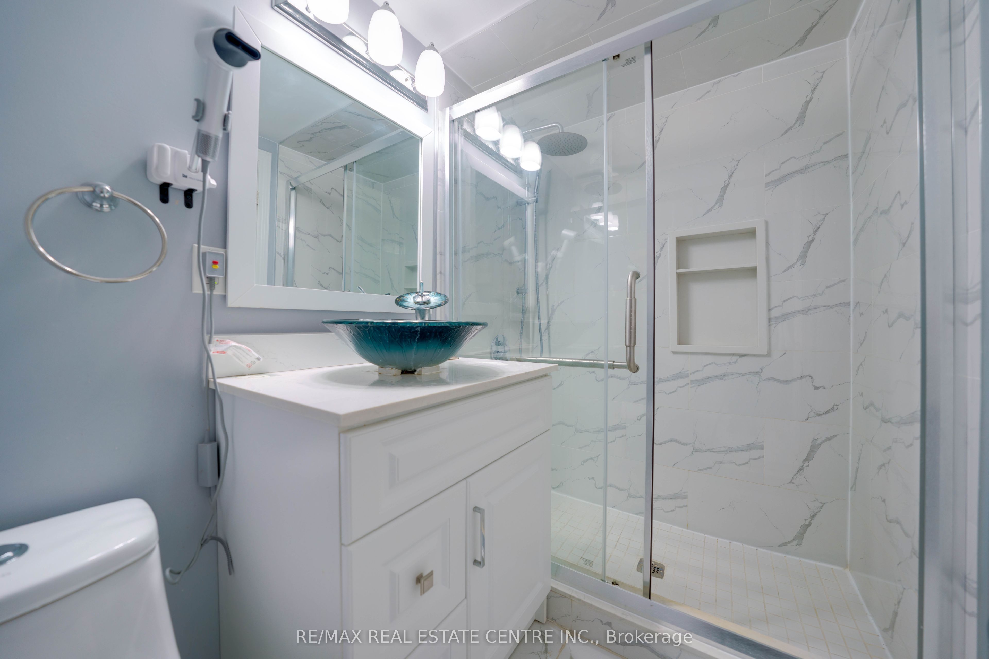 1380 Costigan Road 120 Property Photo 15