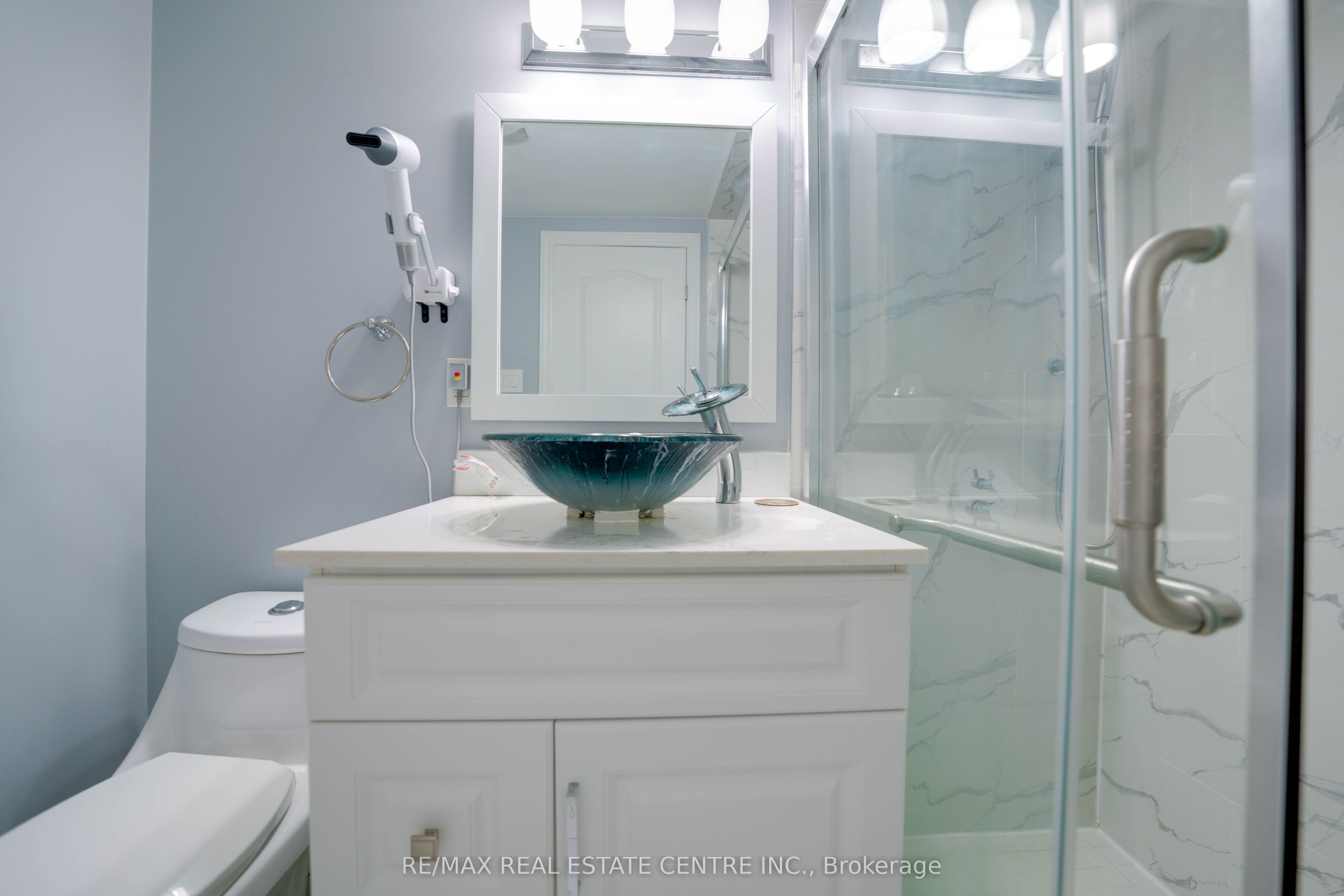 1380 Costigan Road 120 Property Photo 16