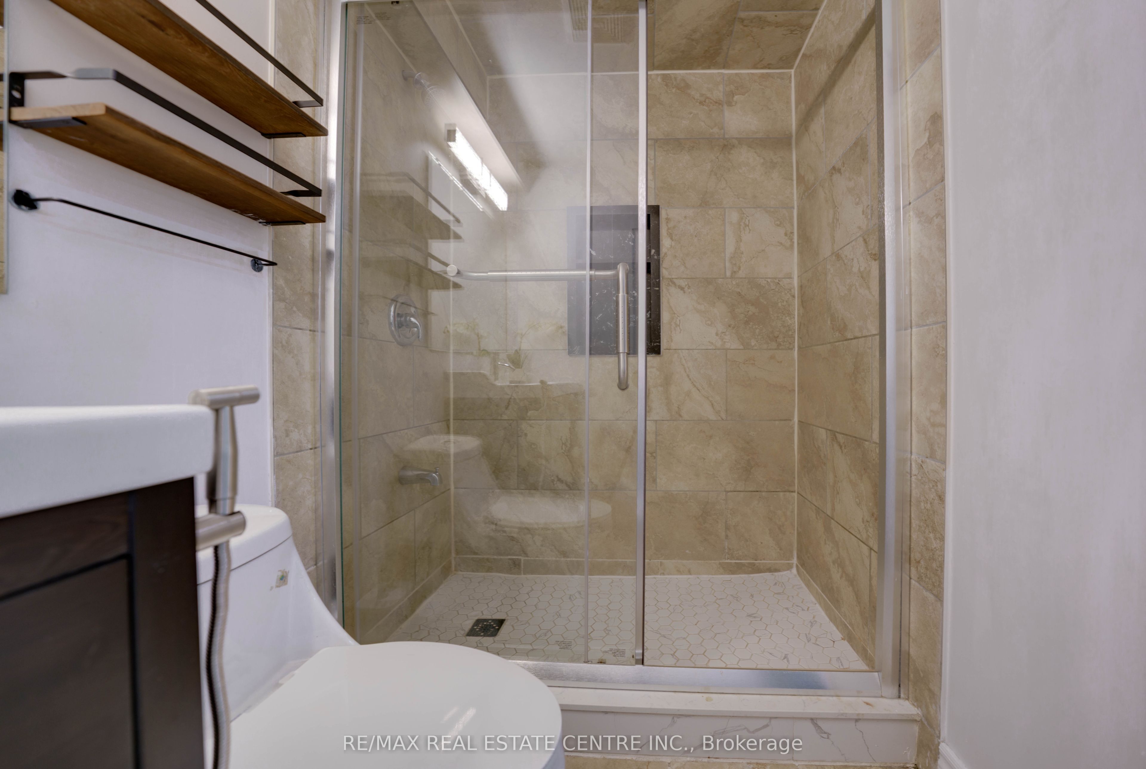 1380 Costigan Road 120 Property Photo 27