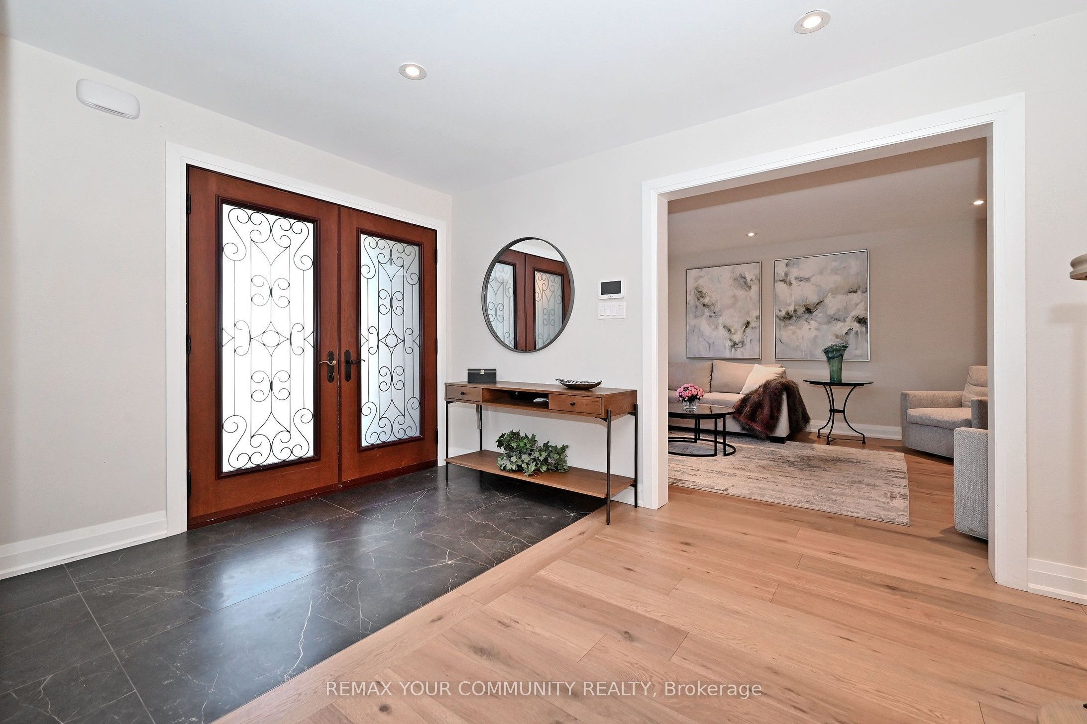 1530 Canada Court Property Photo 4