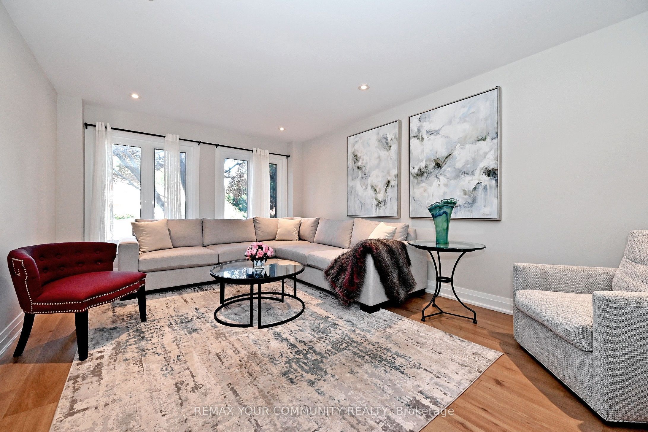 1530 Canada Court Property Photo 6