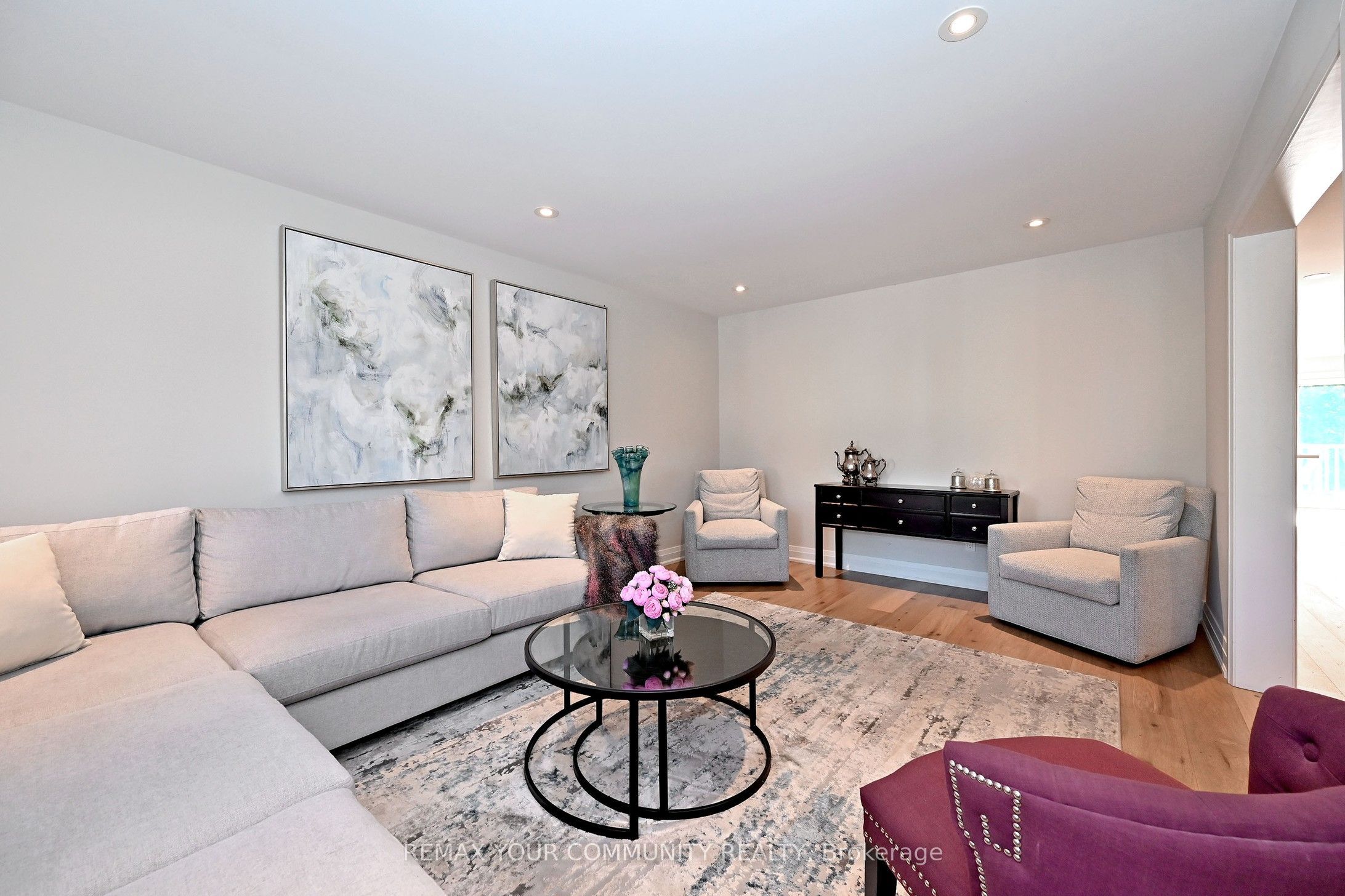 1530 Canada Court Property Photo 7