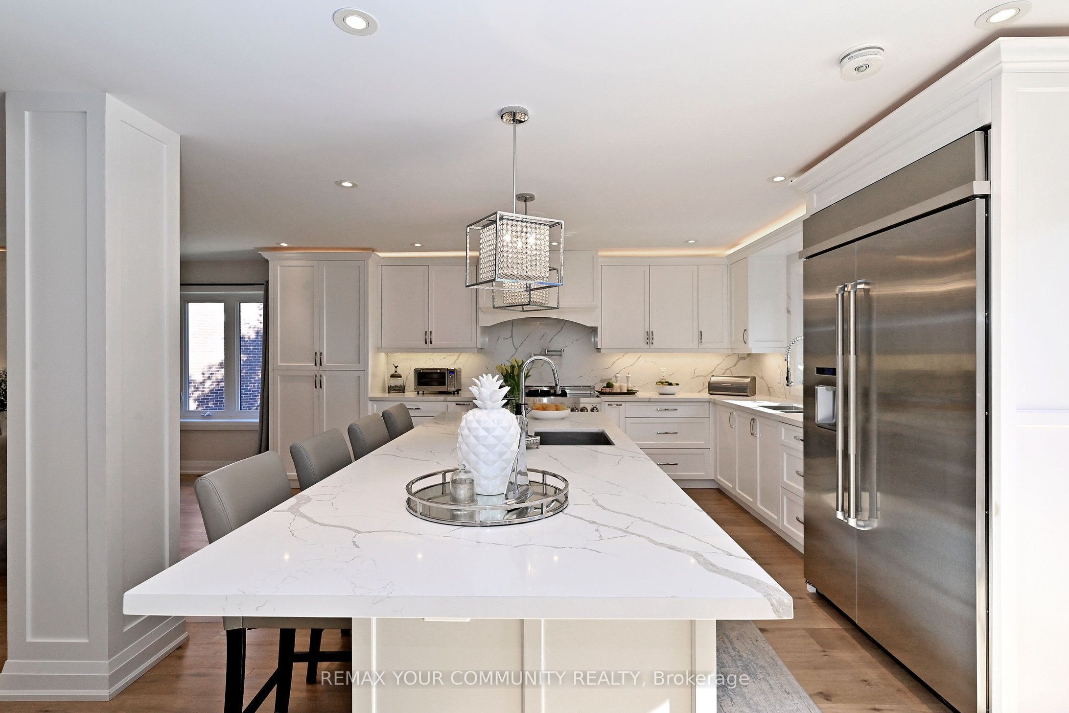 1530 Canada Court Property Photo 11