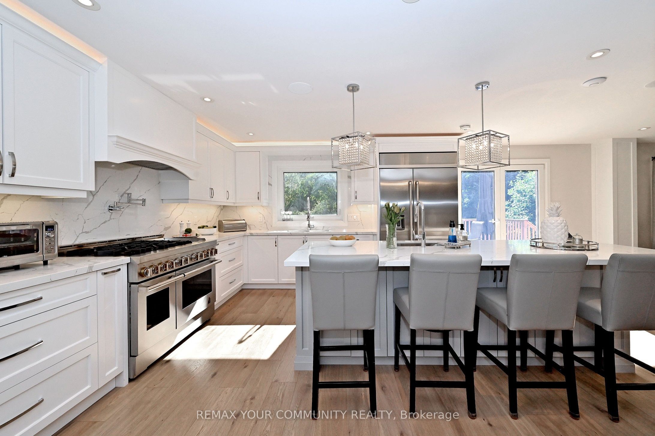 1530 Canada Court Property Photo 13