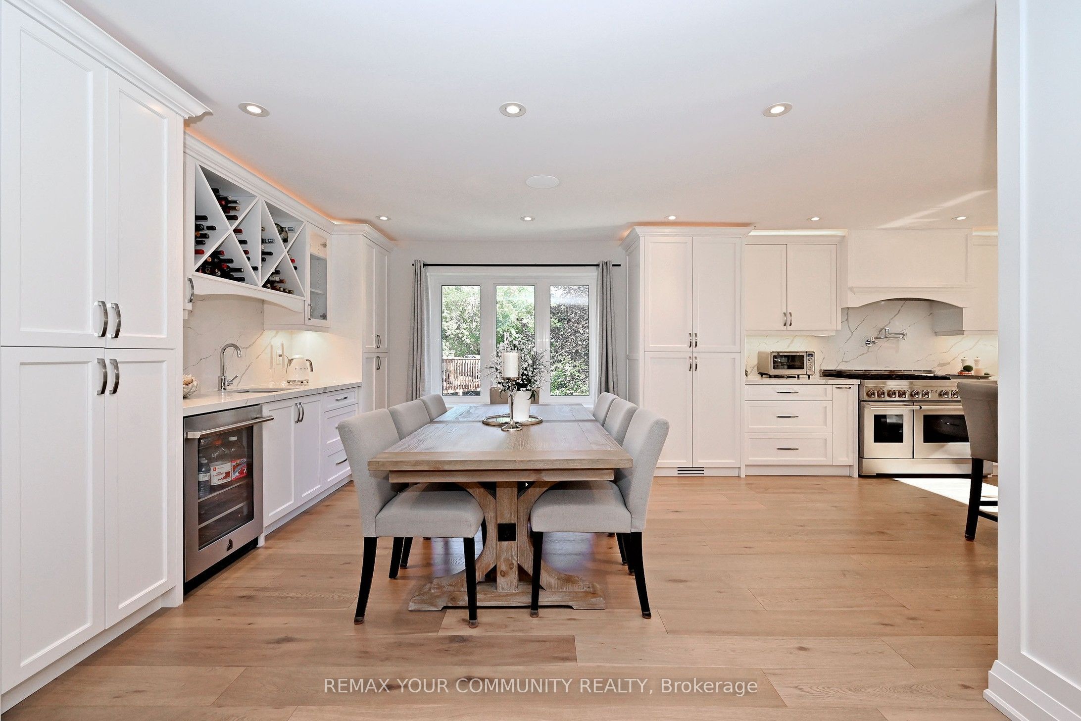 1530 Canada Court Property Photo 17