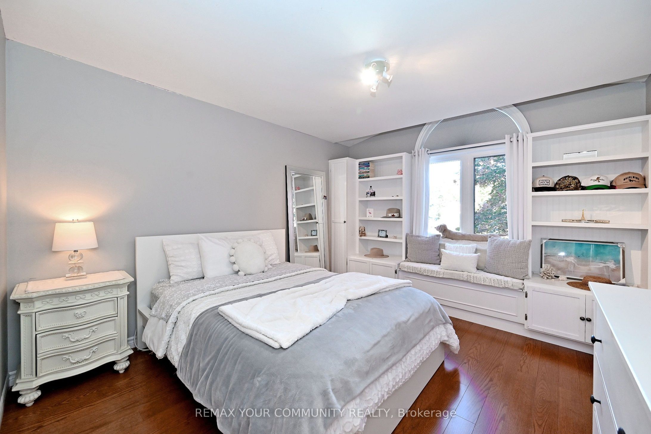 1530 Canada Court Property Photo 26