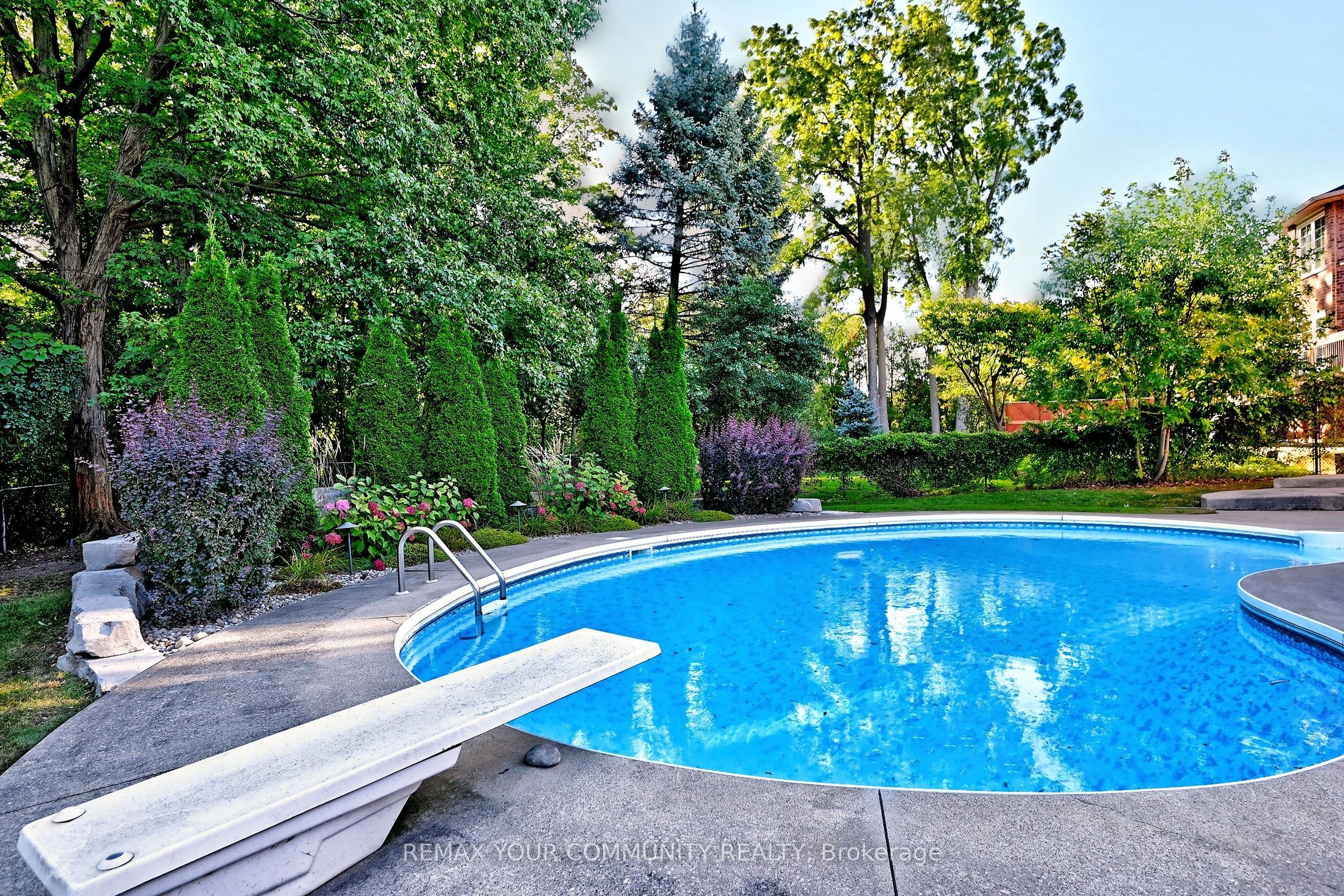 1530 Canada Court Property Photo 35