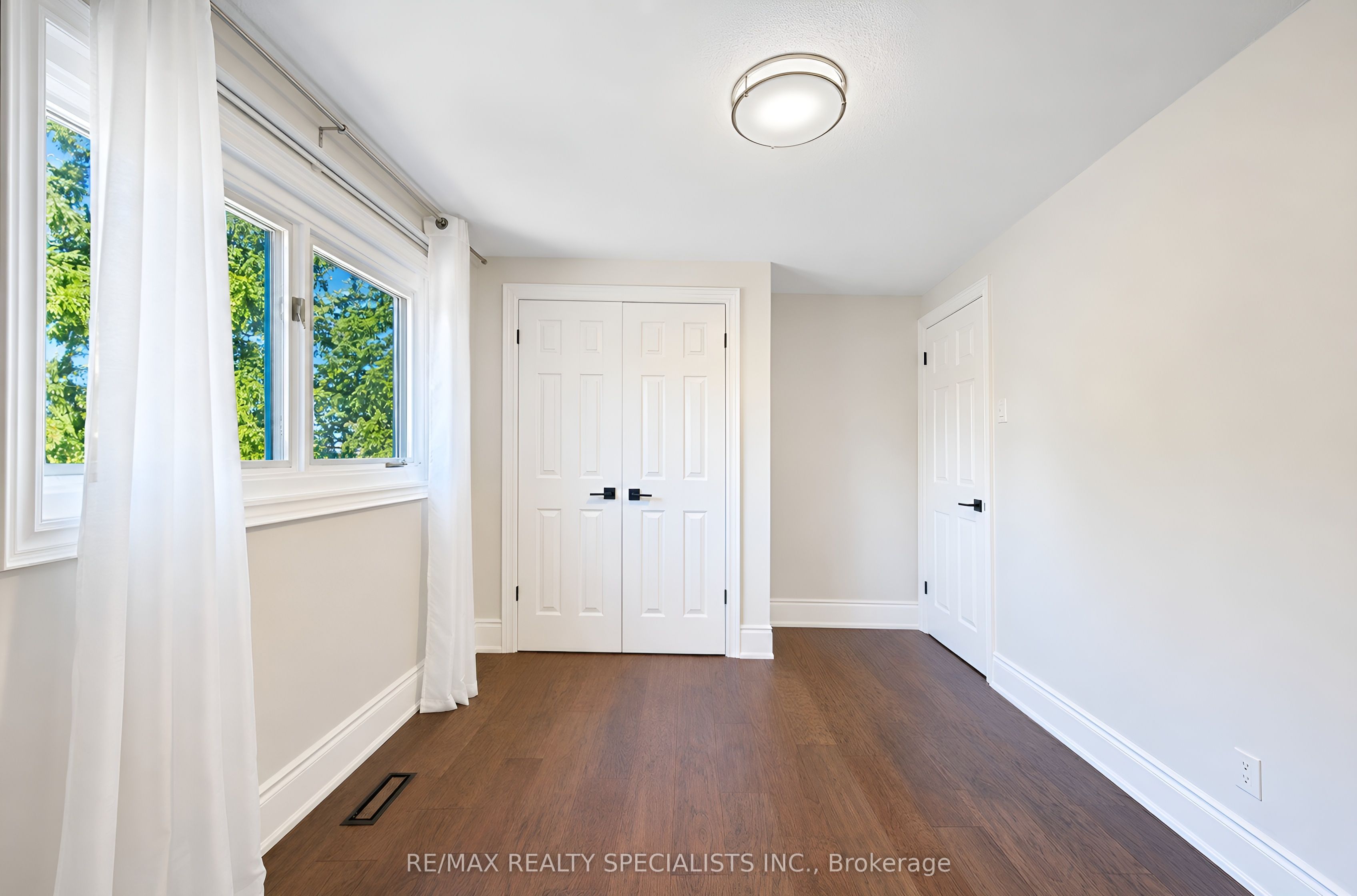 8 Culham Street Property Photo 24