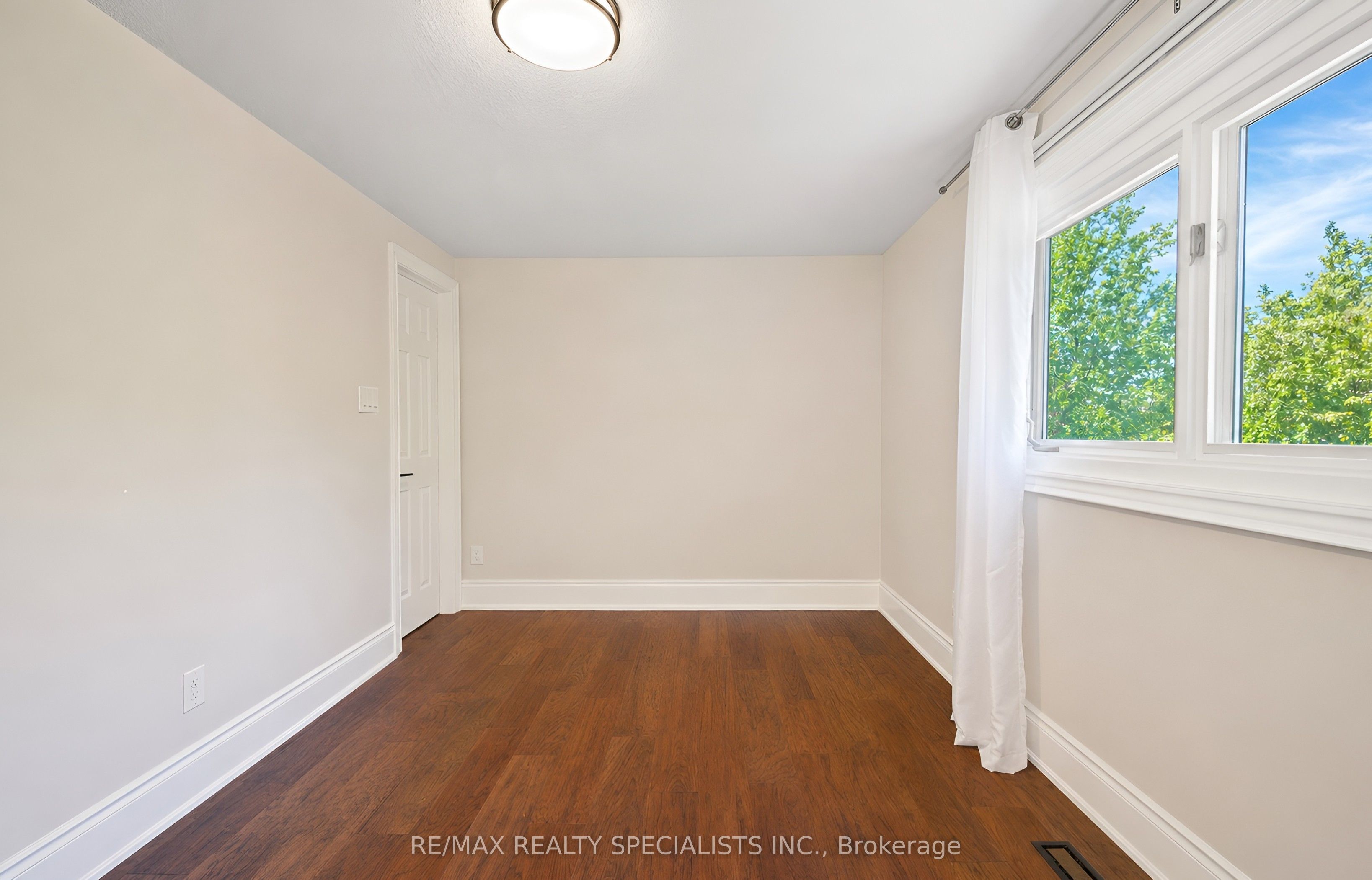 8 Culham Street Property Photo 31