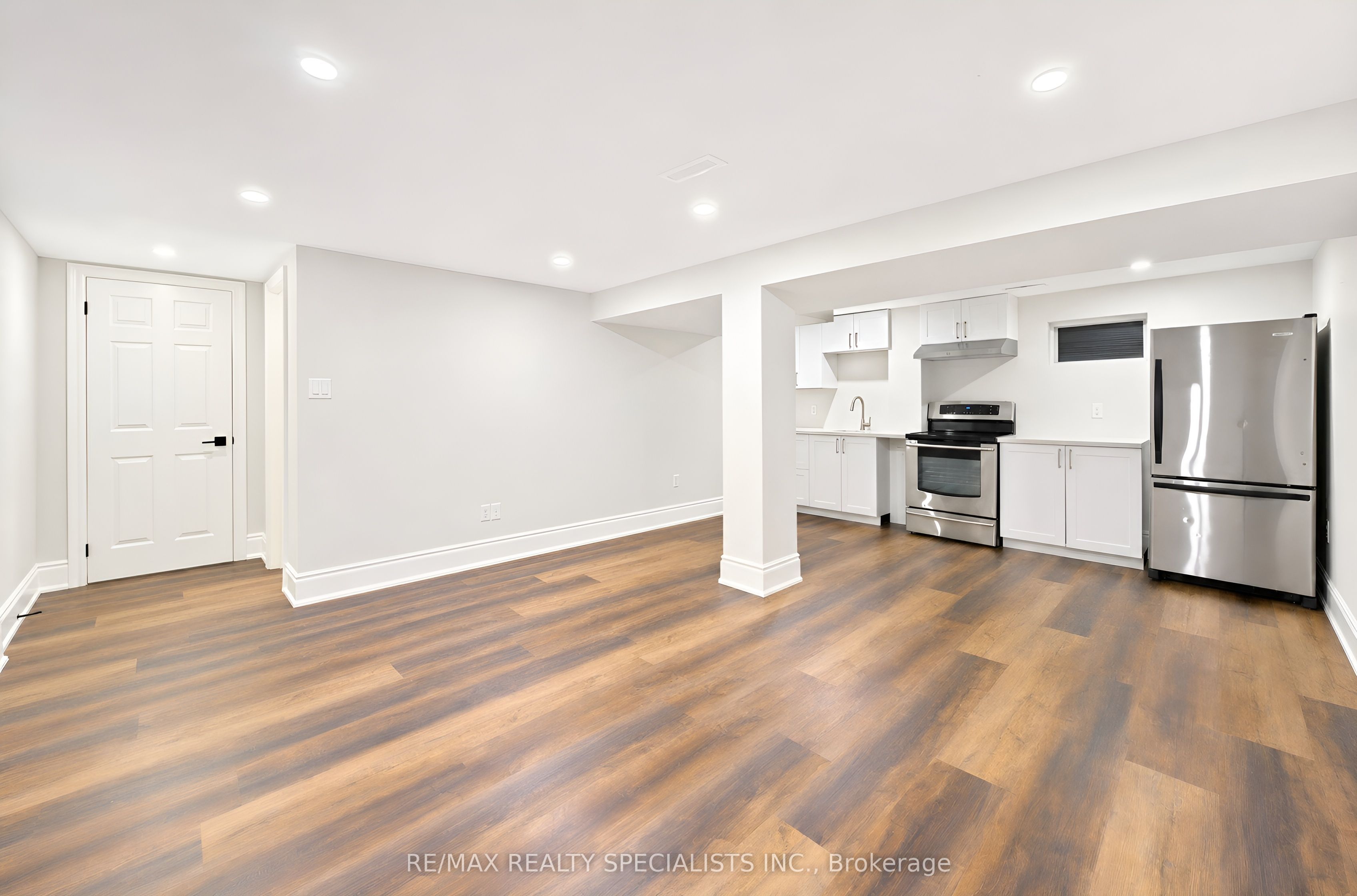 8 Culham Street Property Photo 36
