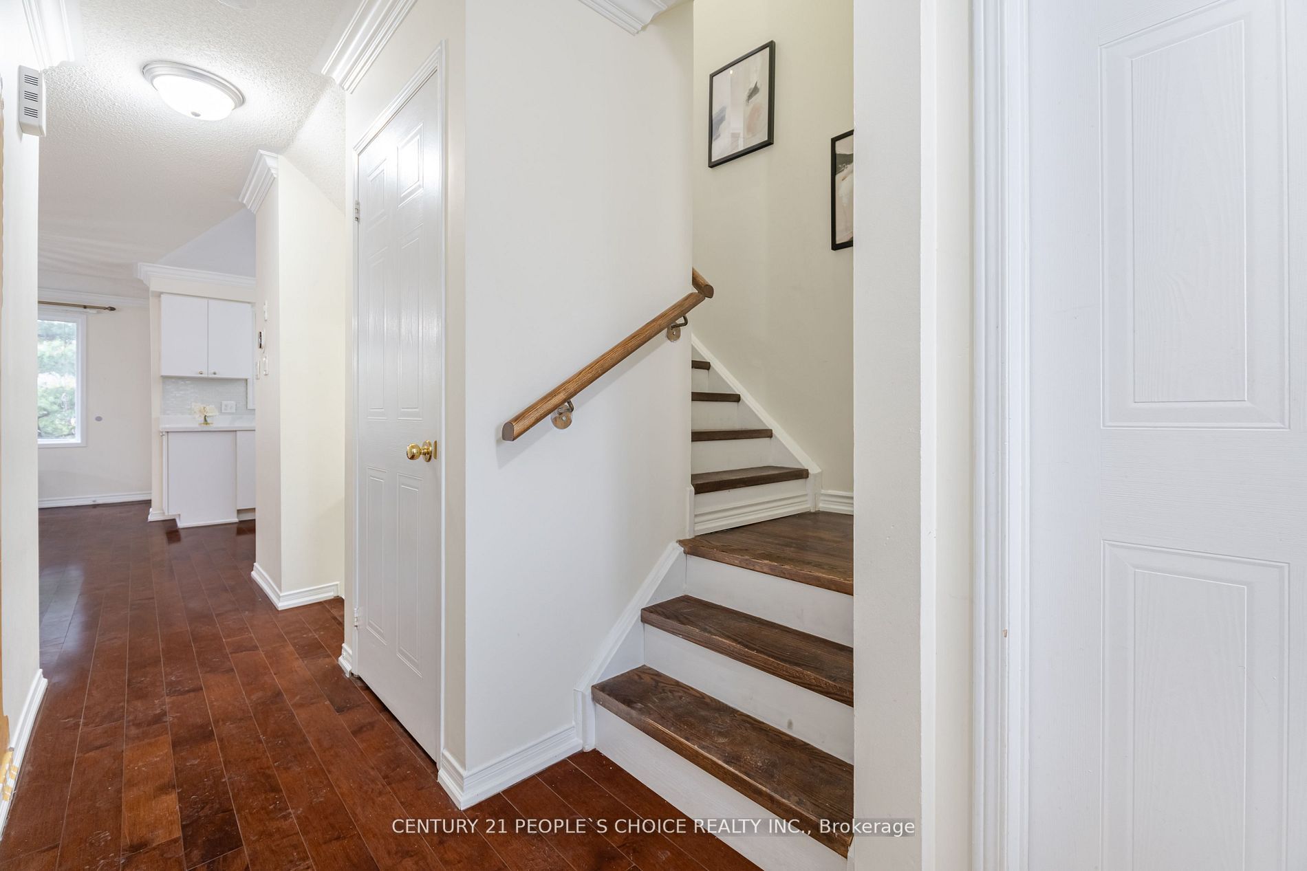 5950 Glen Erin Drive 12 Property Photo 16
