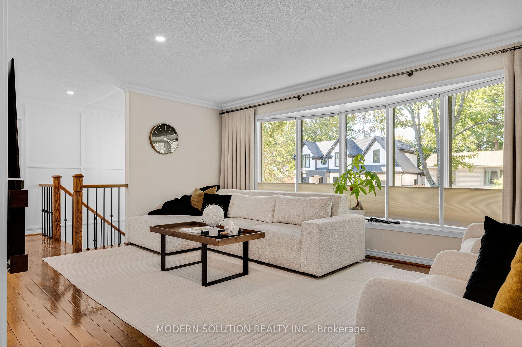 2250 Dunedin Road Property Photo 9
