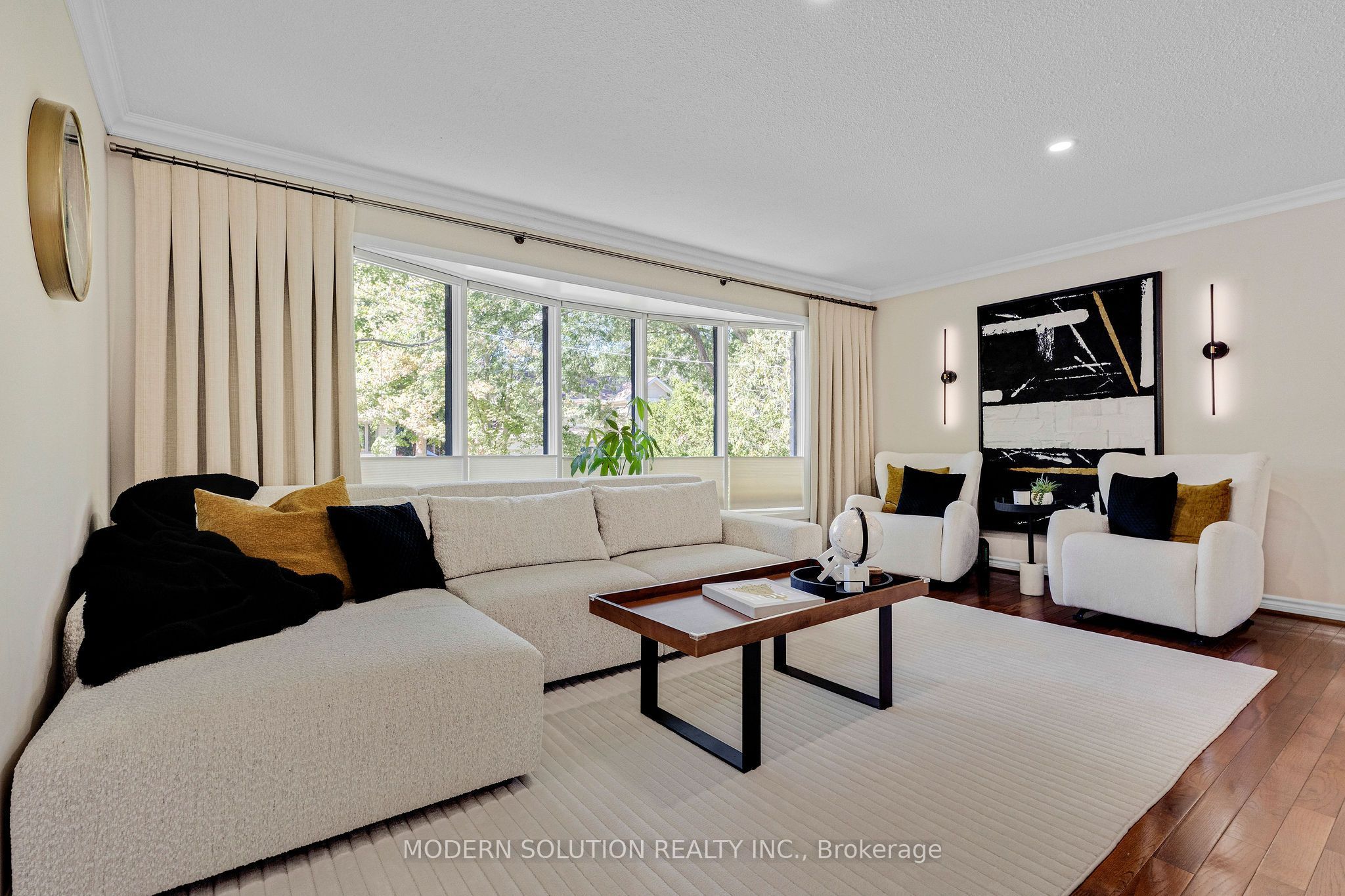 2250 Dunedin Road Property Photo 10