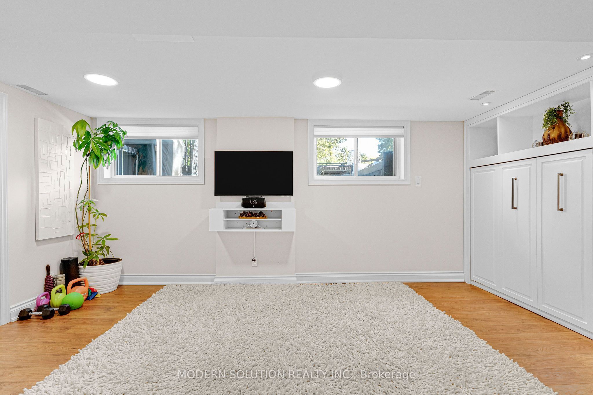 2250 Dunedin Road Property Photo 31