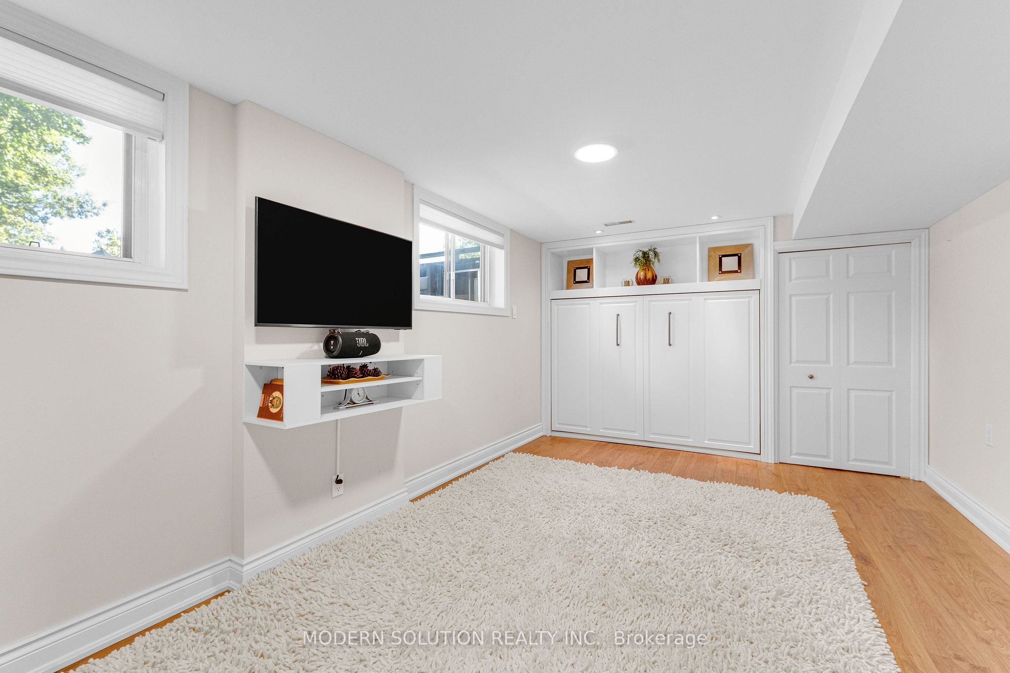 2250 Dunedin Road Property Photo 32