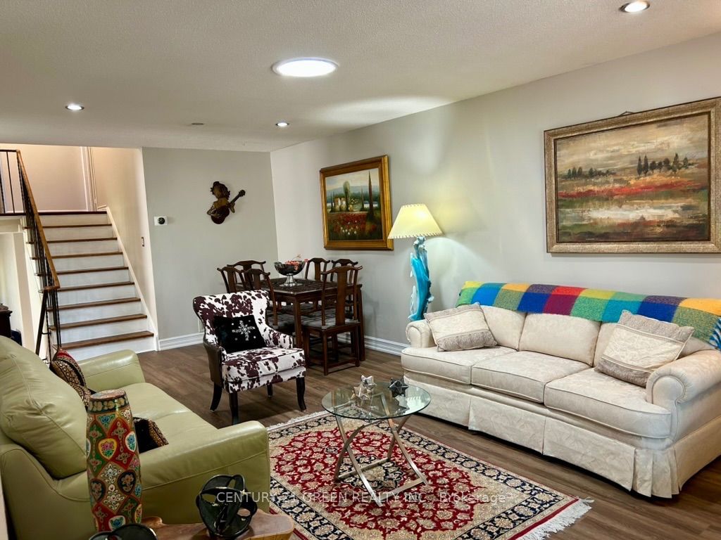 4252 Tea Garden Circle Property Photo 8