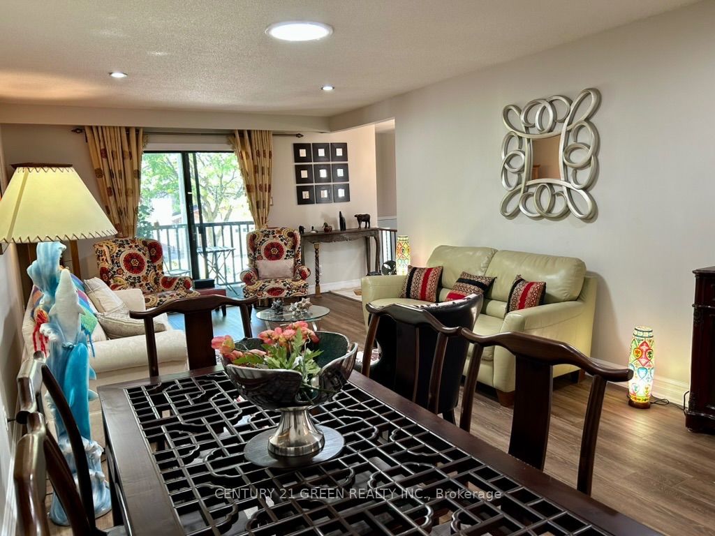 4252 Tea Garden Circle Property Photo 9