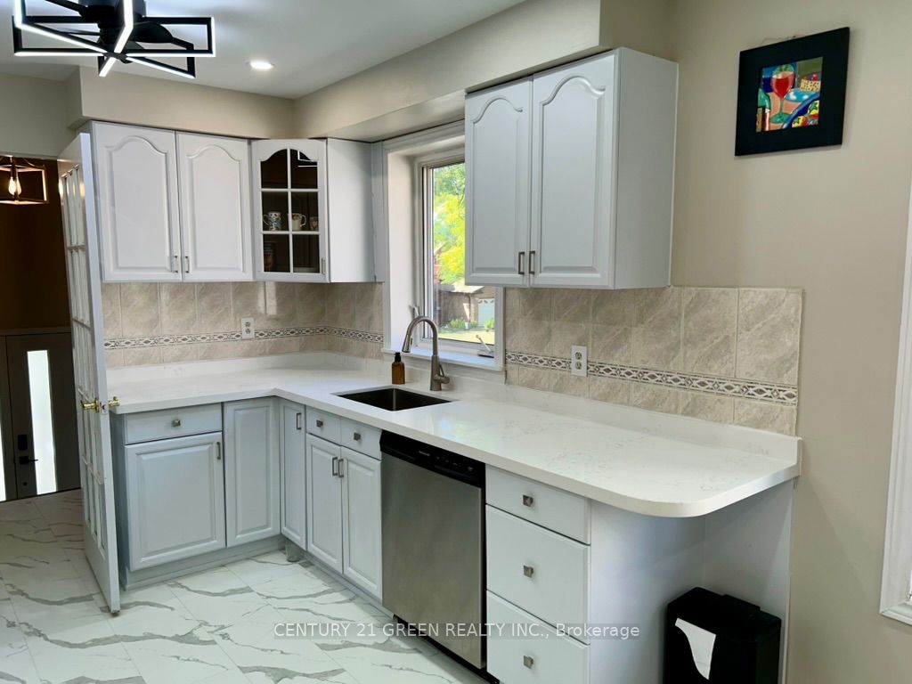 4252 Tea Garden Circle Property Photo 12