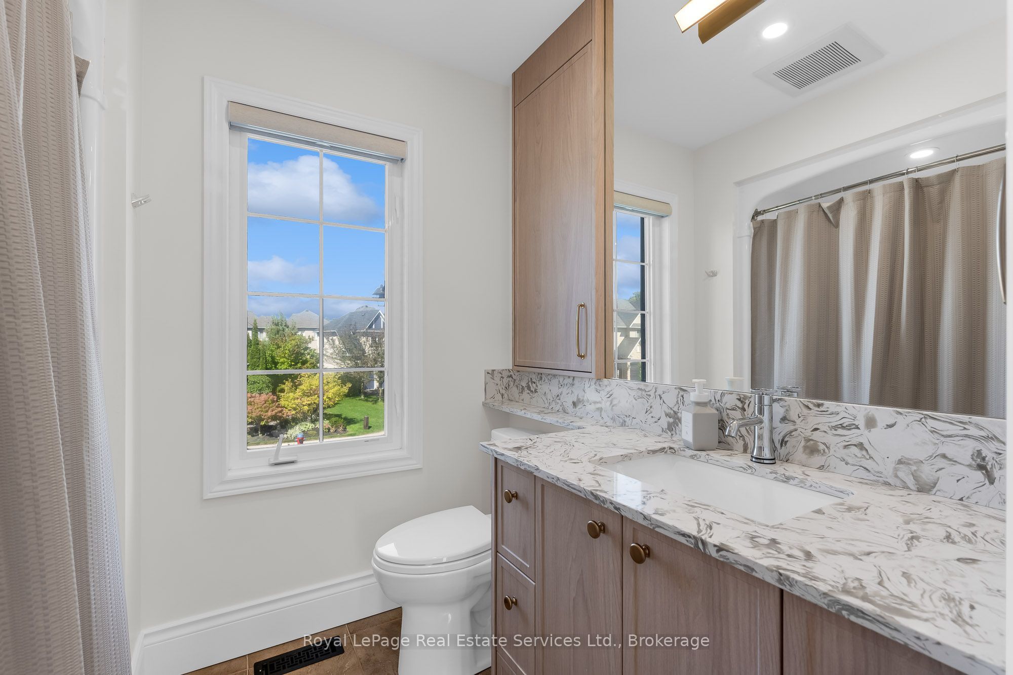 2271 Littondale Lane Property Photo 23