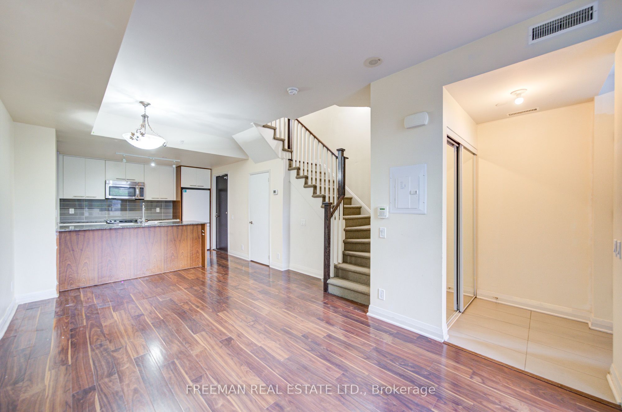 5 Valhalla Inn Road Th108 Property Photo 1