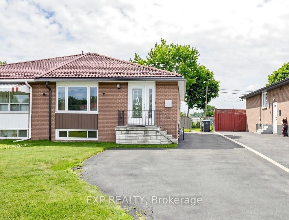 71 Addington Crescent Main Property Photo 1