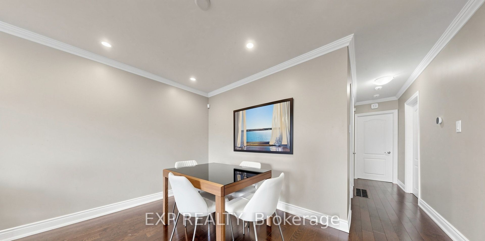 71 Addington Crescent Main Property Photo 12