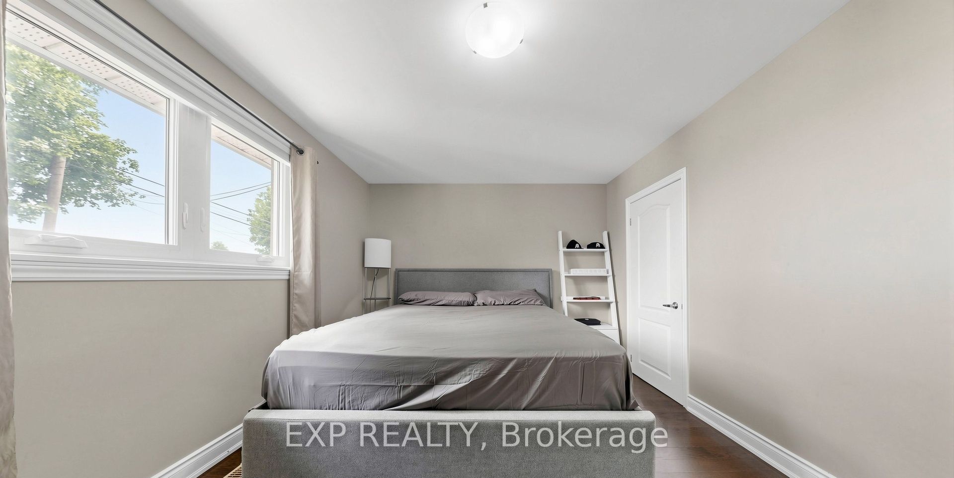 71 Addington Crescent Main Property Photo 19