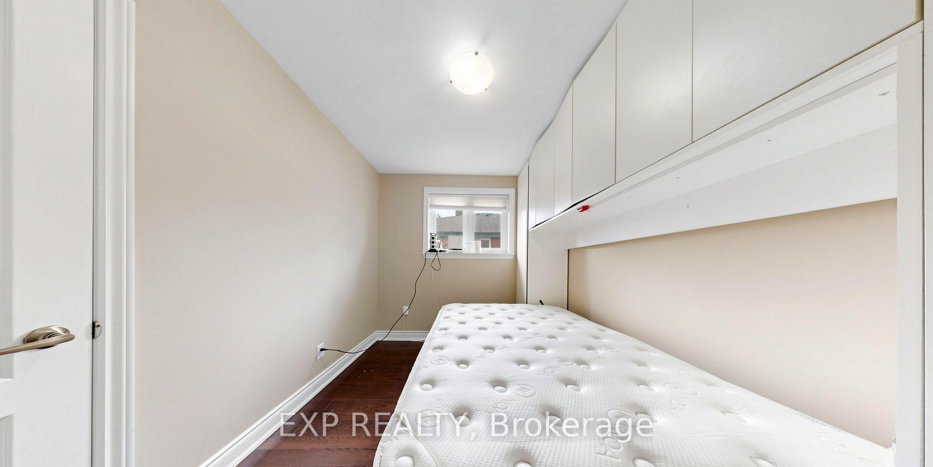 71 Addington Crescent Main Property Photo 25