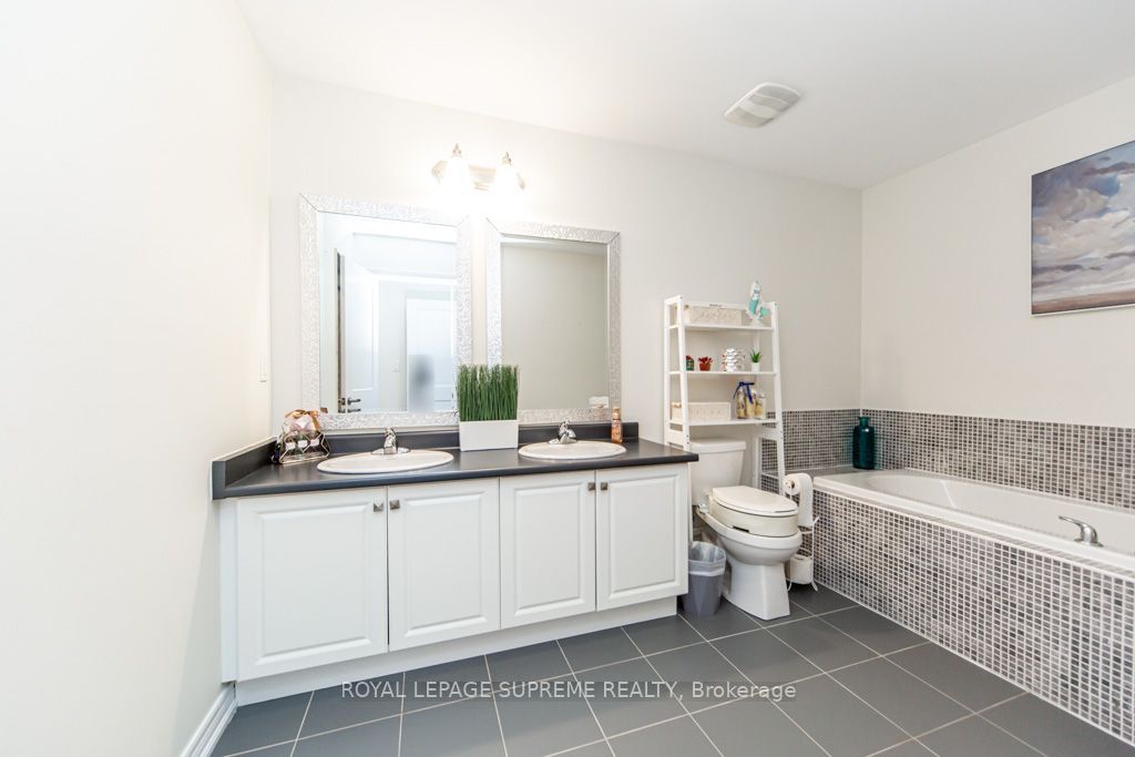 103 Benadir Avenue Property Photo 37