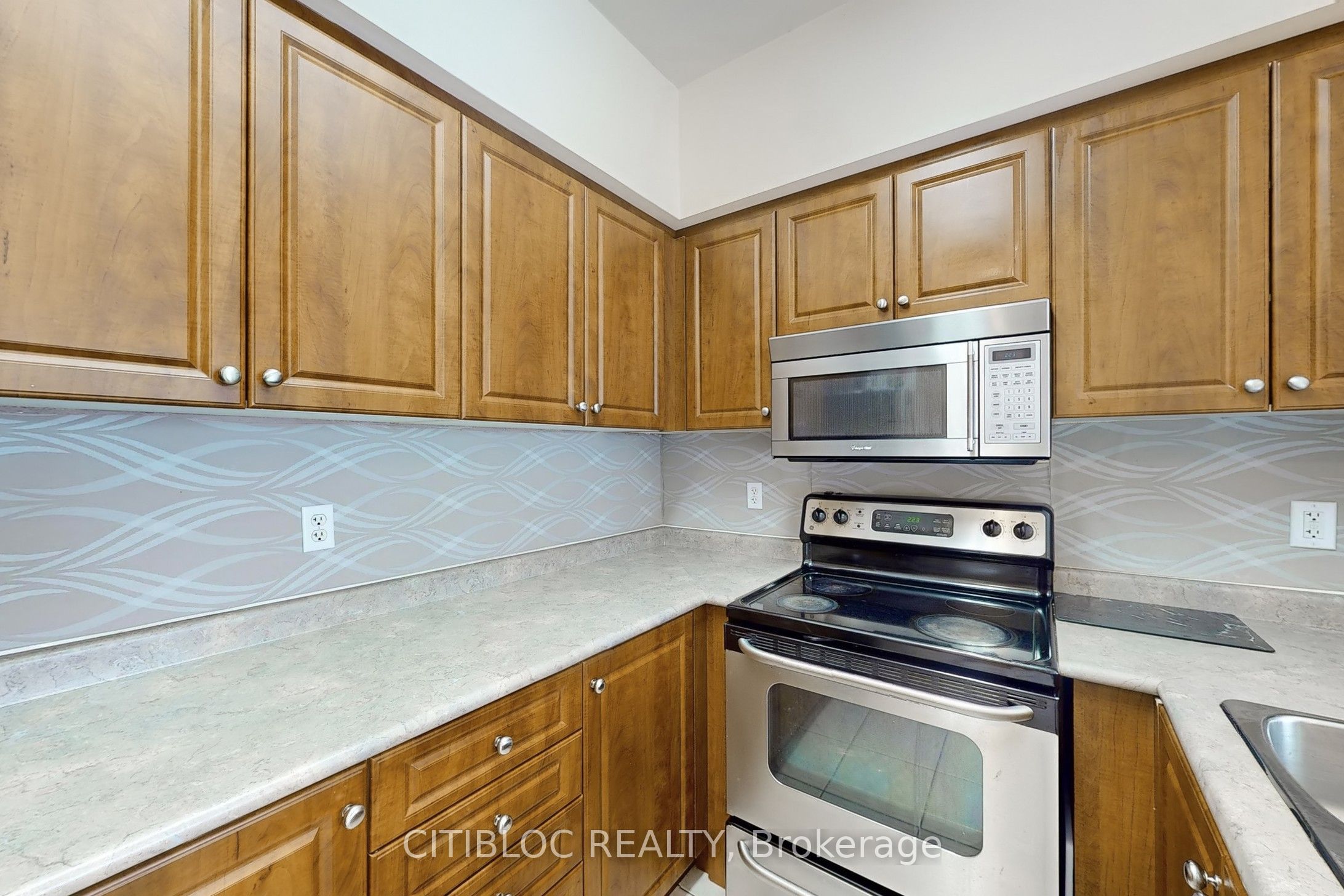 3029 Finch Avenue W 13 Property Photo 10