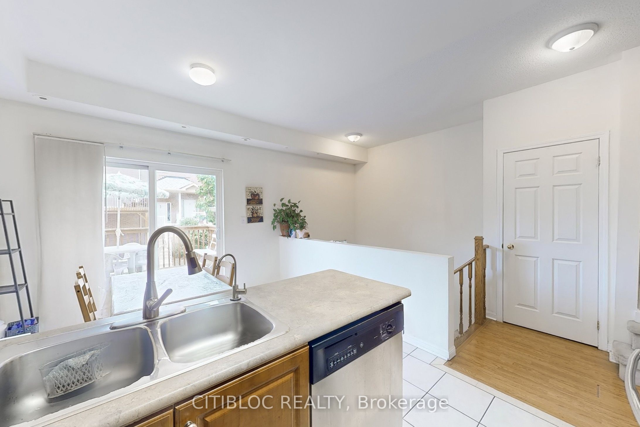 3029 Finch Avenue W 13 Property Photo 11