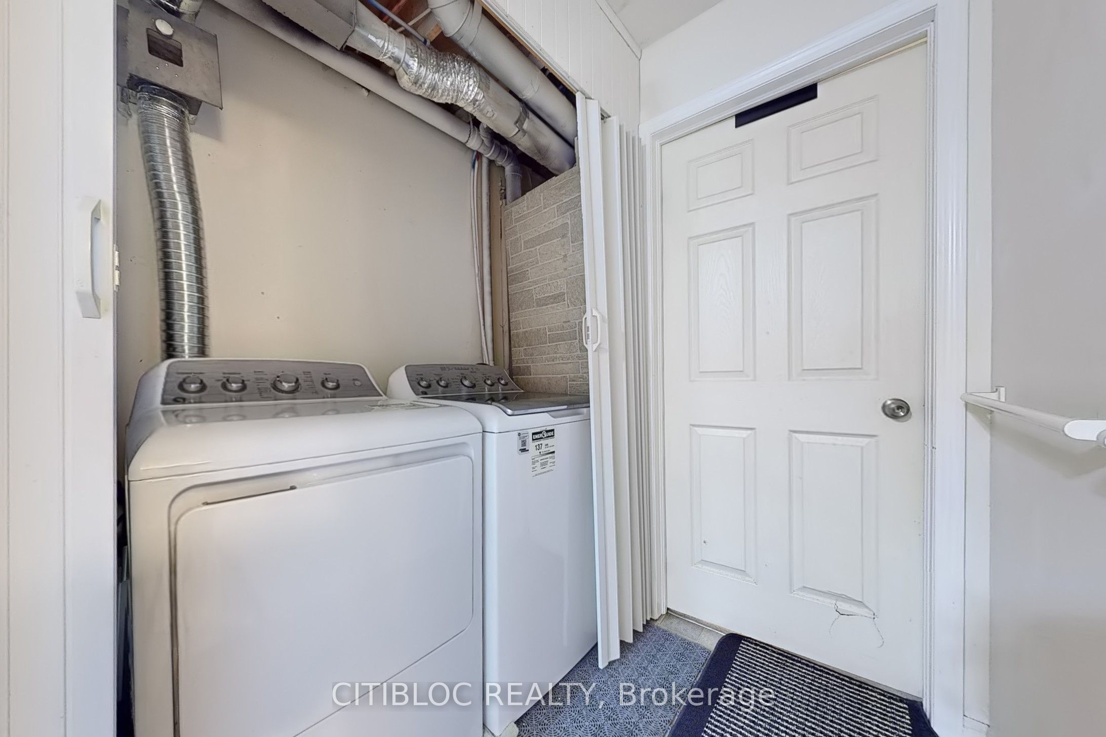 3029 Finch Avenue W 13 Property Photo 29