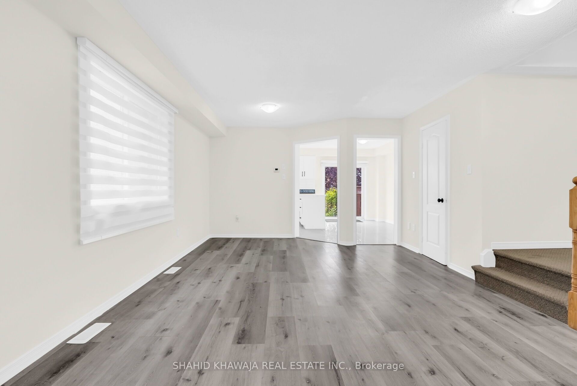 952 Marygrace Court Property Photo 7
