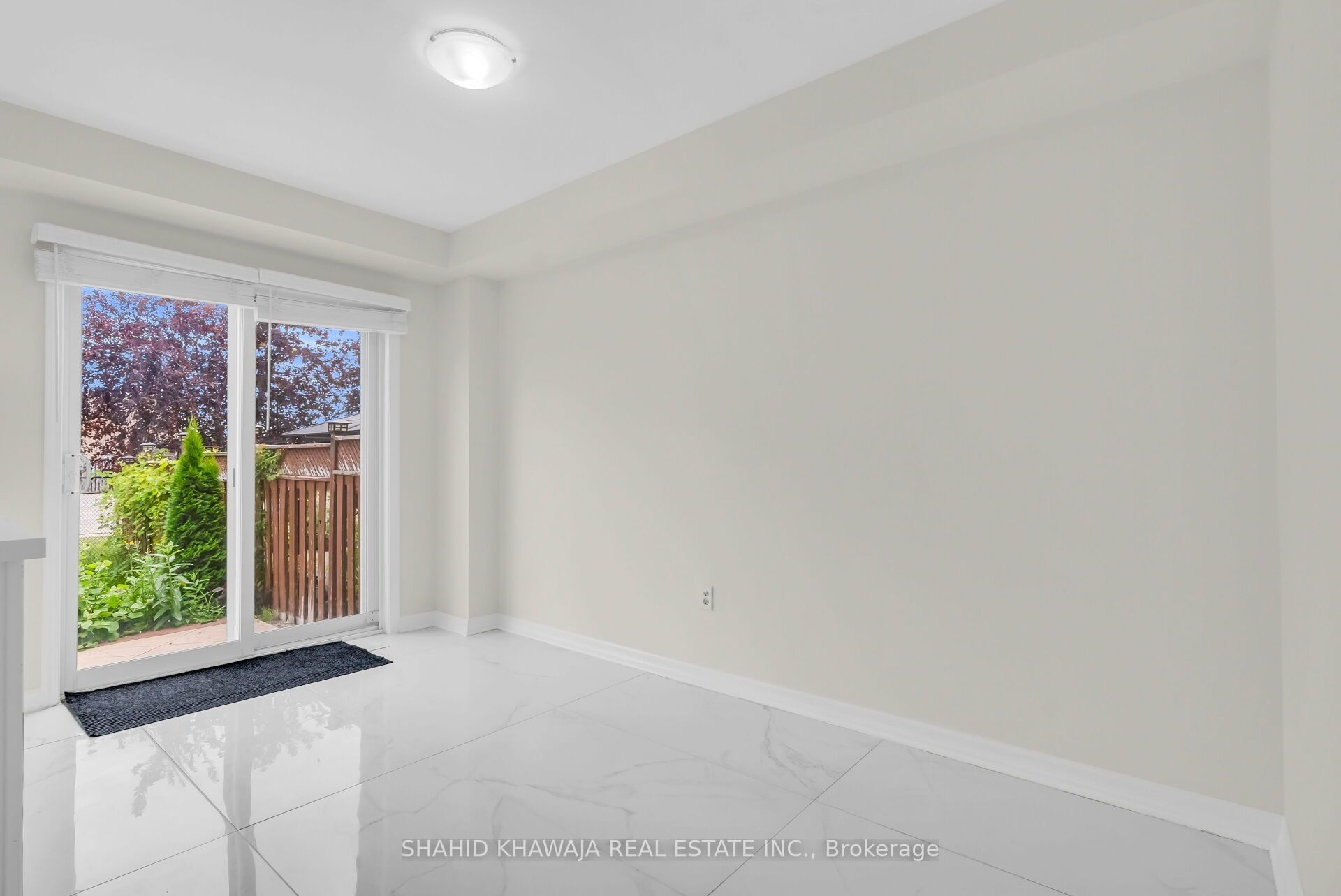 952 Marygrace Court Property Photo 11
