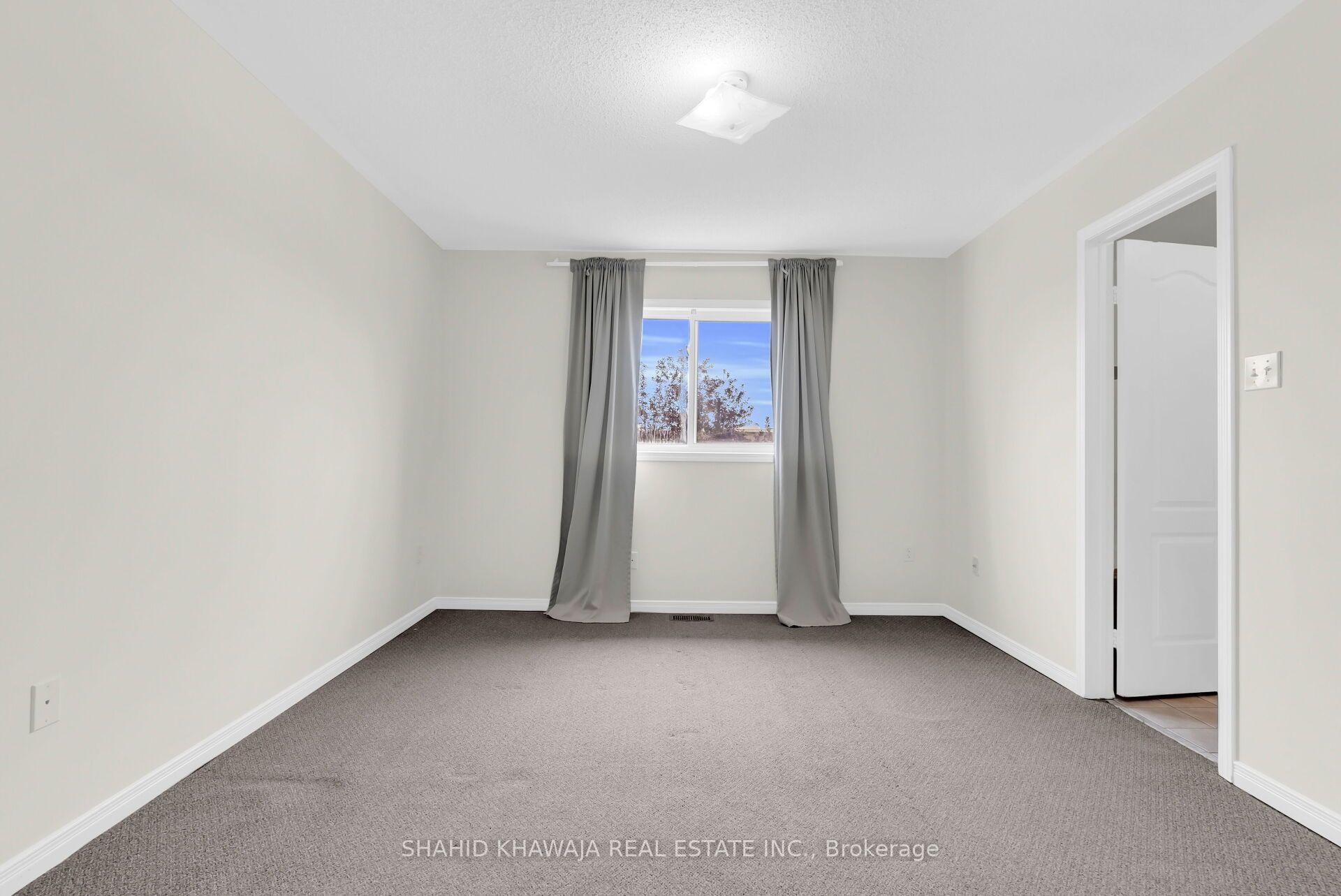 952 Marygrace Court Property Photo 16