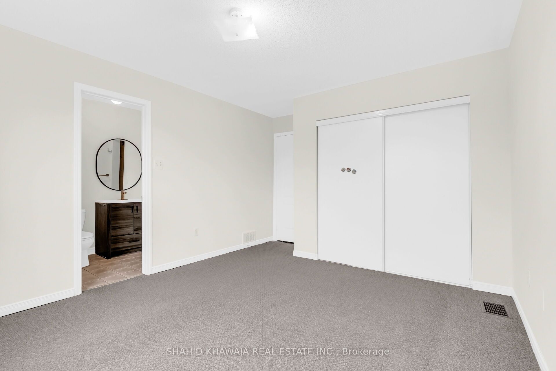 952 Marygrace Court Property Photo 17