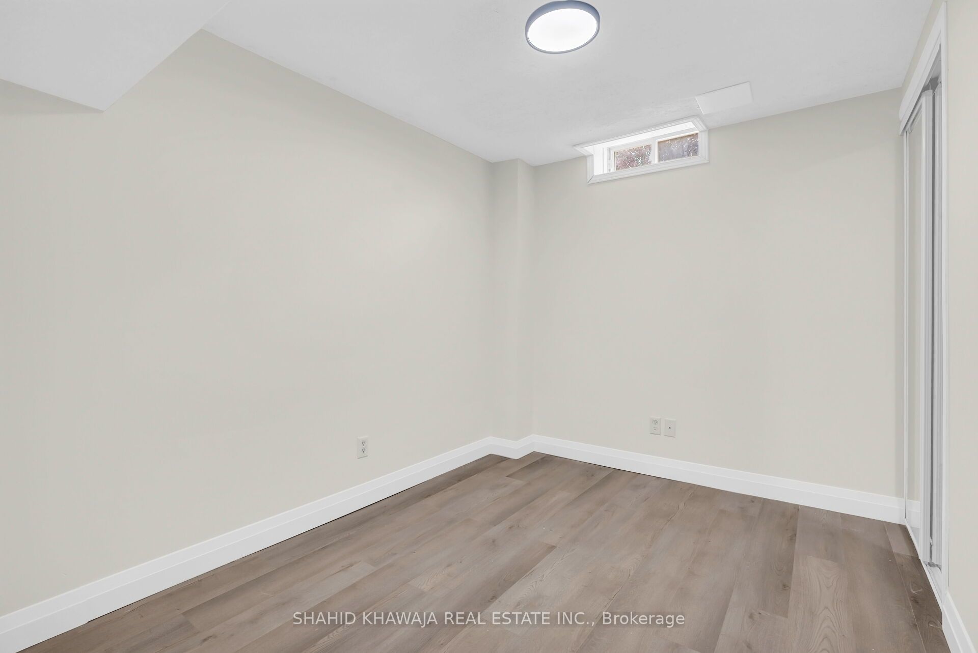 952 Marygrace Court Property Photo 34