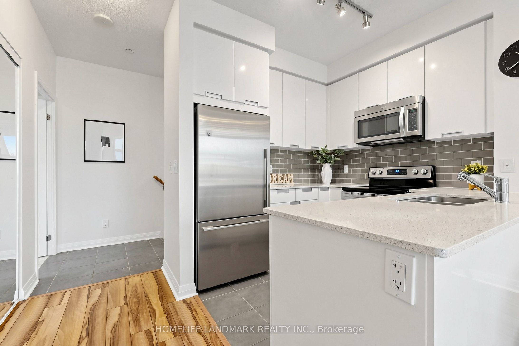 55 Eglinton Avenue 105 Property Photo 13